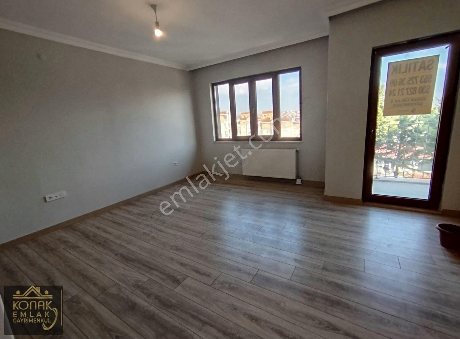 Bahcesehir Boğazkoyde Büyük Bahceli Satılık Köşe Villa - Görsel 4