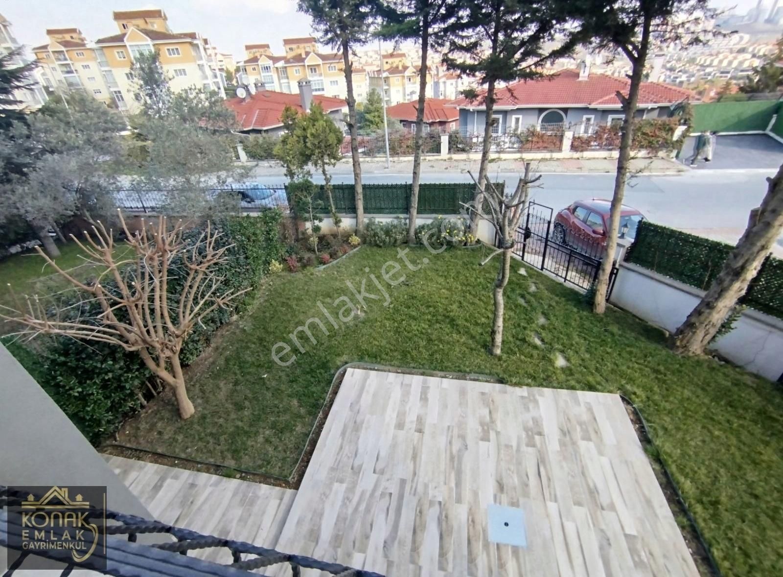 Bahcesehir Boğazkoyde Büyük Bahceli Satılık Köşe Villa - Görsel 21