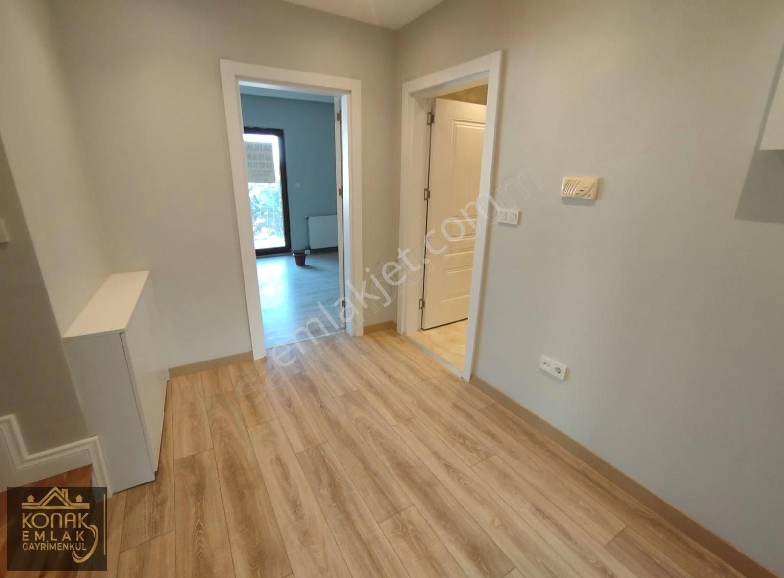 Bahcesehir Boğazkoyde Büyük Bahceli Satılık Köşe Villa - Görsel 24