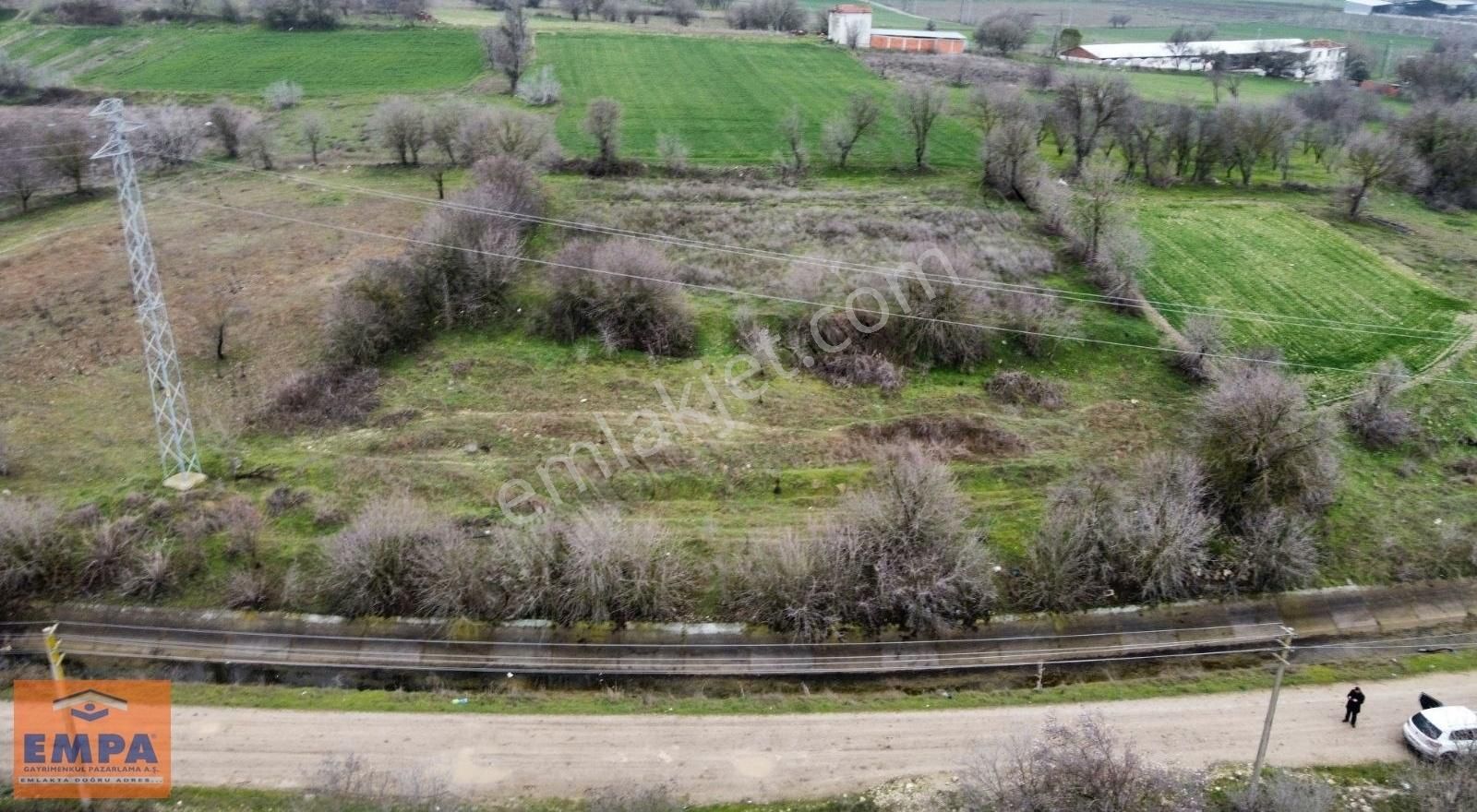 Altıeylül Pamukçu Satılık Tarla Altıeylül Pamukçu'da 225 Ada 132 Prsl Satılık 941 M Hobi Bahçesi