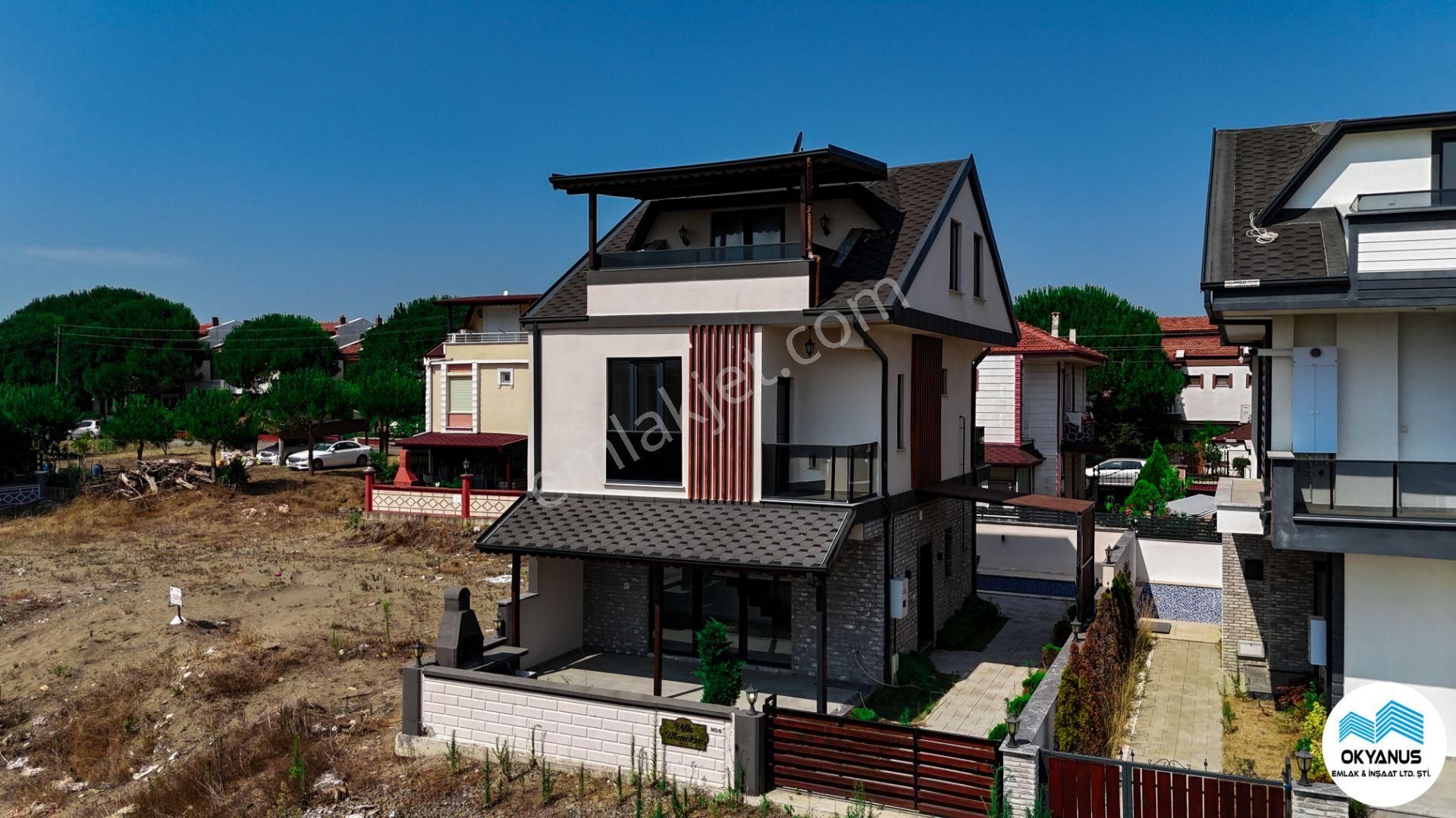 Müstakil Bahçelii Deniz Manzaralıı !!! 3+1 Villa Hayalleriniz Gerçek Olsunn !!!