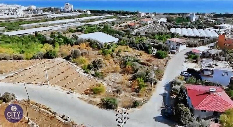 Erdemli Kocahasanlı Satılık Konut İmarlı Erdemli Kocahasanlı'da 1200m2 0.7 Emsal Villa İmarlı Arsa