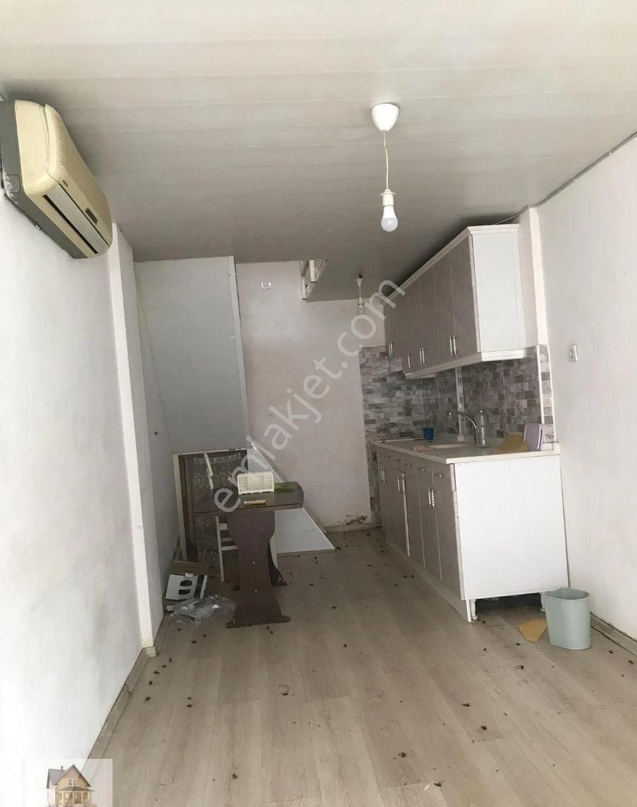 Balçova Korutürk Kiralık Daire Balçova Korutürk Mah. Dokuz Eylül Ve Ekonomi Üniversitesi Yakını 1+1 Kiralık Daire