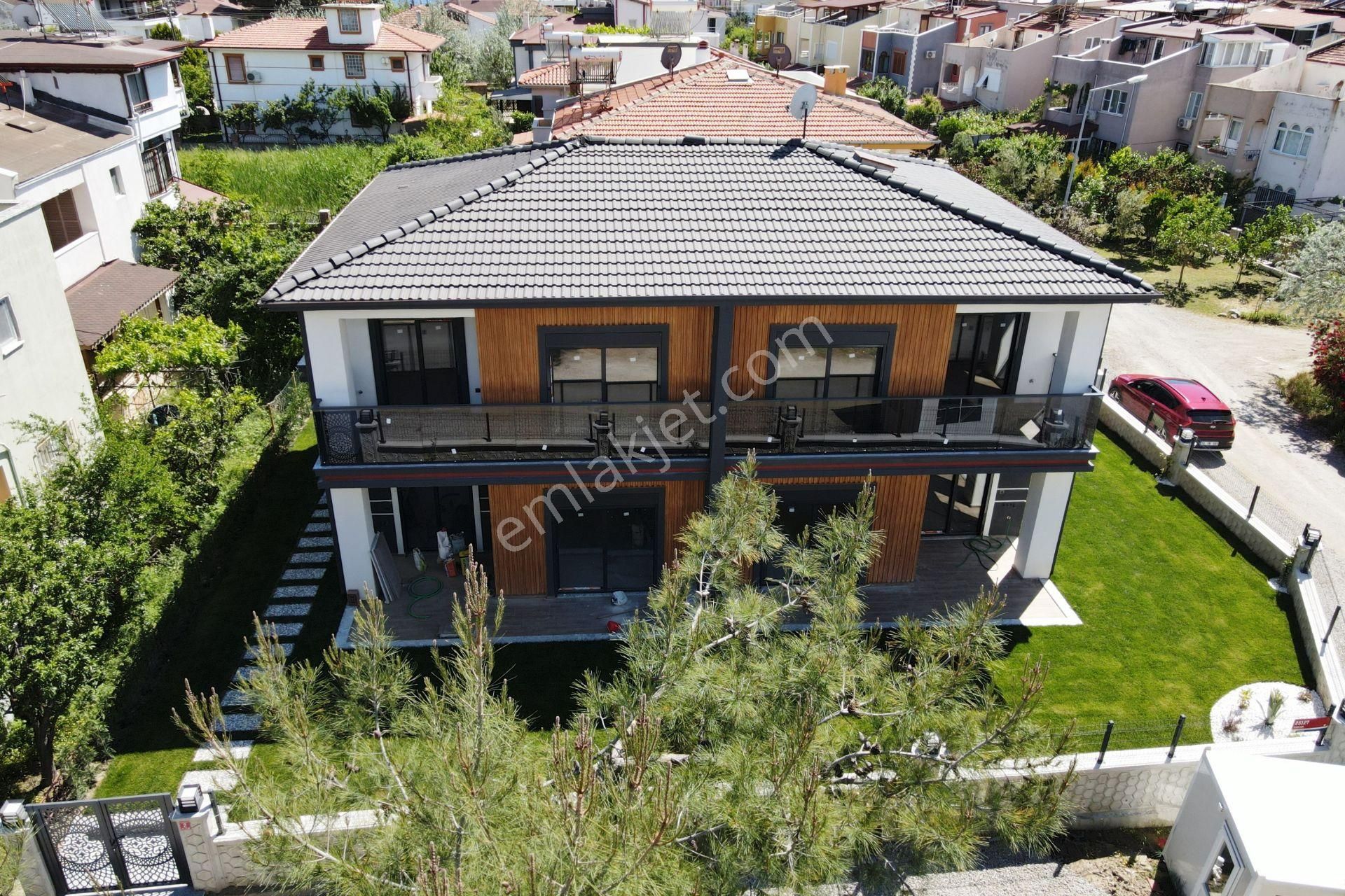 Edremit Güre Satılık Villa Irmaksudan Güre De Modern Tasarım Doğanın İçinde 4+1 Villa