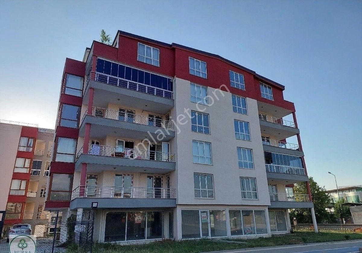 Nilüfer Demirci Kiralık Dükkan & Mağaza Bursa Nilüfer Üçevler'de Kiralık Cadde Üstü Dükkan