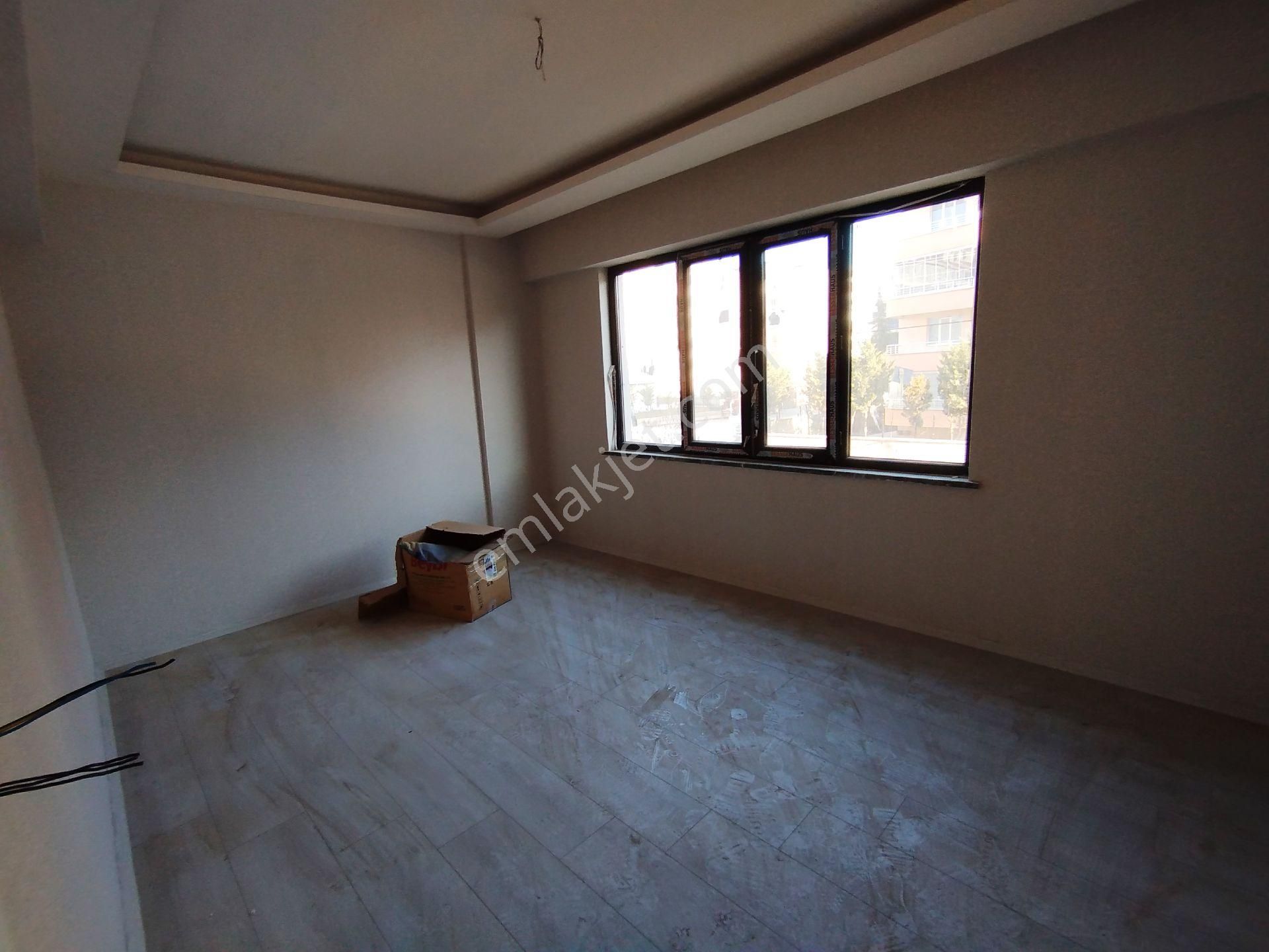 Baha'dan Küçük Kumköprü Cd. Site İçerisinde Geniş Kullanışlı 2+1 - Görsel 3