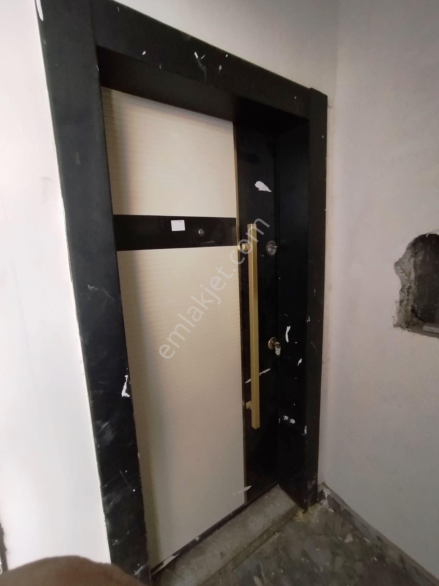 Baha'dan Küçük Kumköprü Cd. Site İçerisinde Geniş Kullanışlı 2+1 - Görsel 13