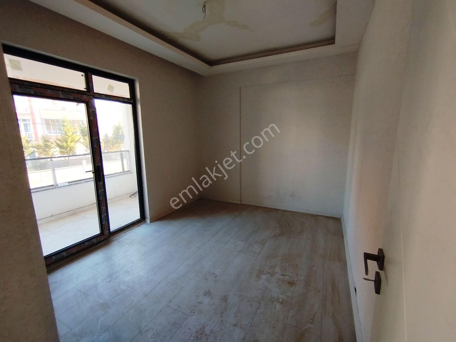 Baha'dan Küçük Kumköprü Cd. Site İçerisinde Geniş Kullanışlı 3+1 - Görsel 7