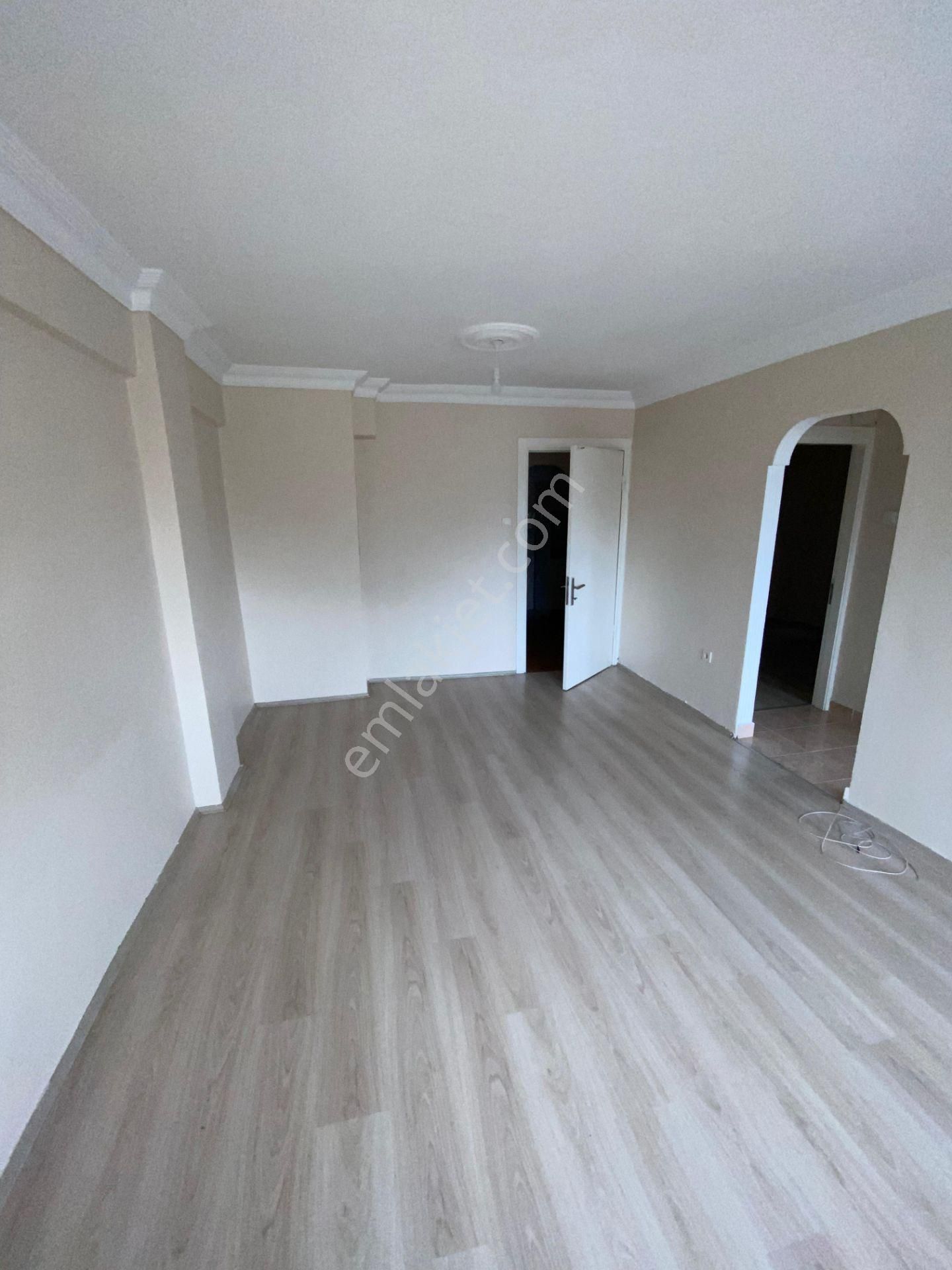 İstanbul Fatih Hastaneye Yakın Kiralık Daire Akşenden Fatih Alipaşa Kuru Sebilde 3.kat 2+1 95m² Kiralık Daire