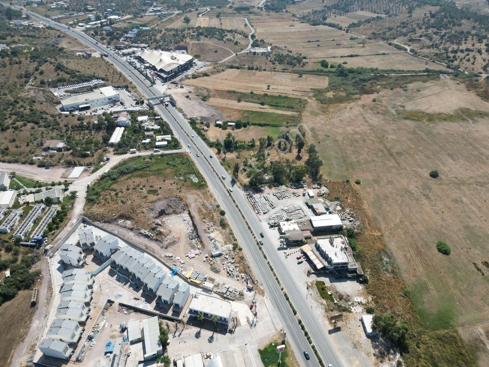 Meşelikte Bodrum Anayoluna Sıfır Arsa - Görsel 4