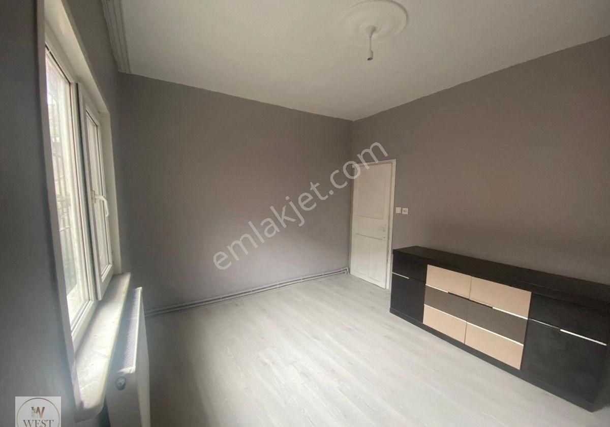 Beykoz Çamlıbahçe Kiralık Daire West Gayrimenkul'den Çamlıbahçe'de Kiralık 1+1 Daire