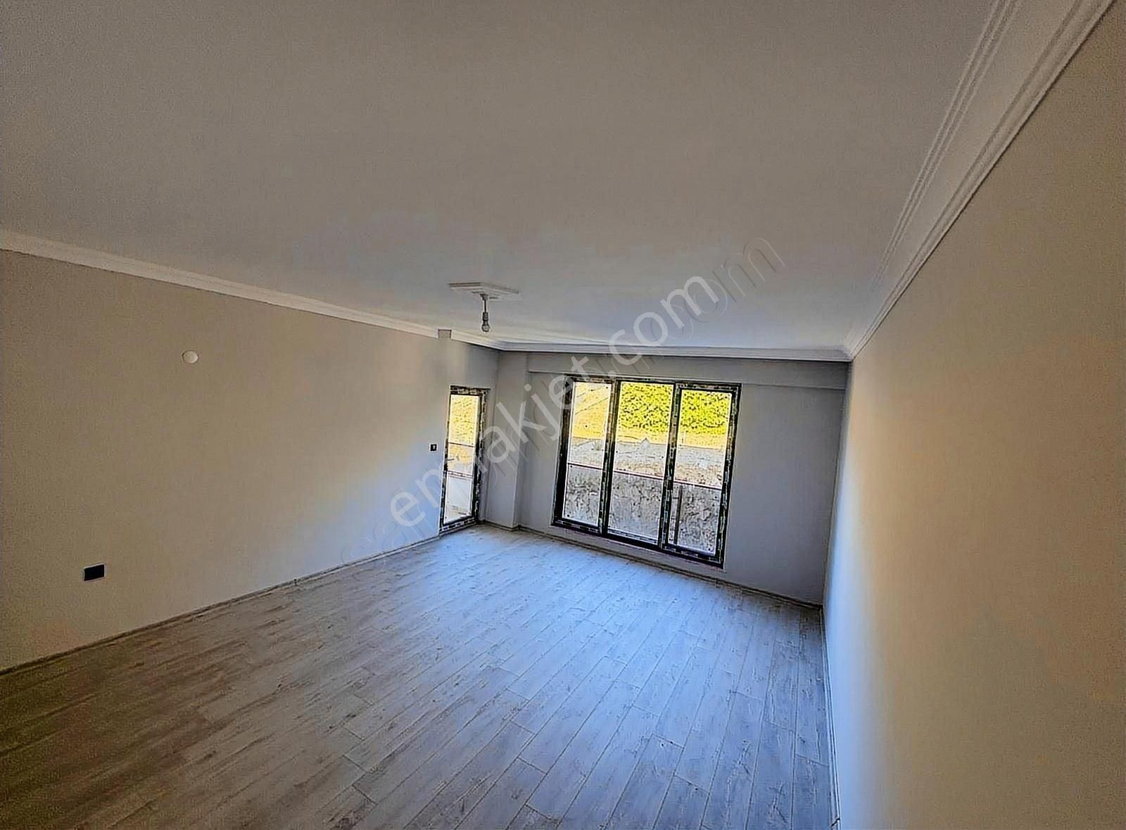 Satılık ''sıfır'' 3+1 Arakat Daire (yeni Hastane Bölgesi) - Görsel 2