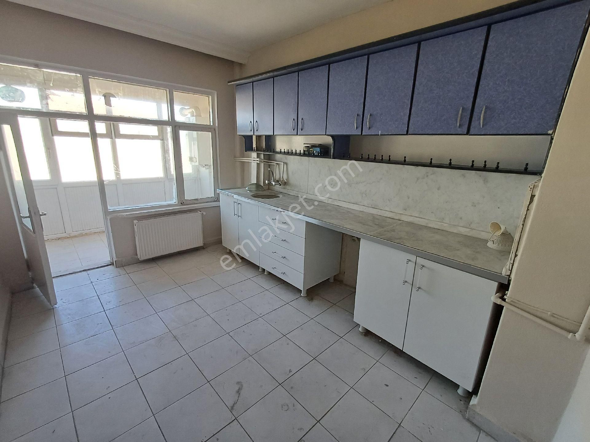 Kiralık 3+1 Diyarbakır Rızvanağa Cad