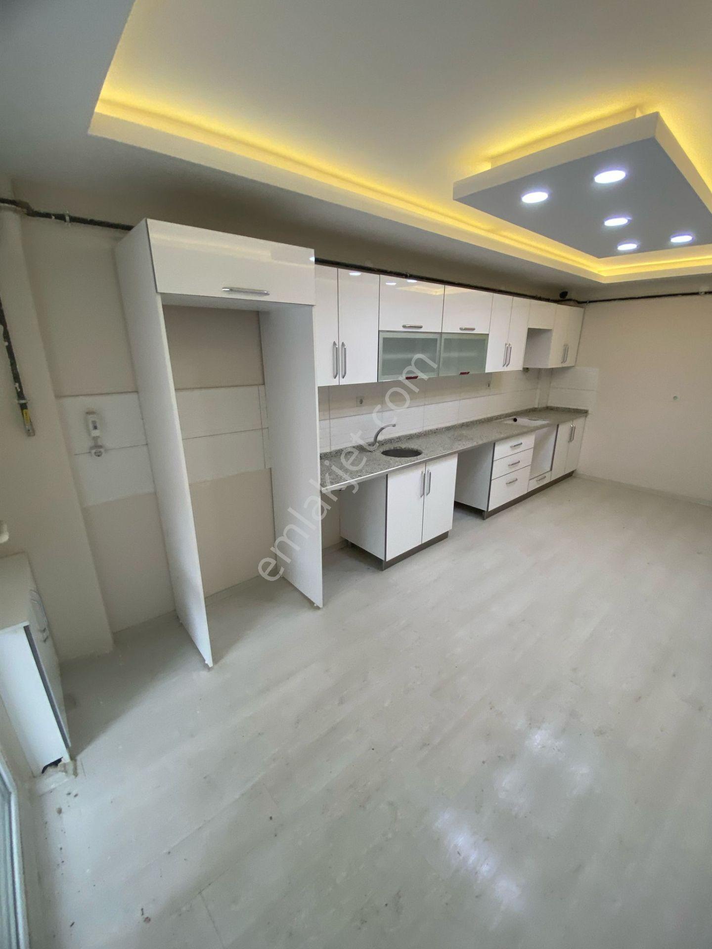Kumlubel Mahallesinde 3+1 Geniş Asansörlü Satılık Daire - Görsel 17