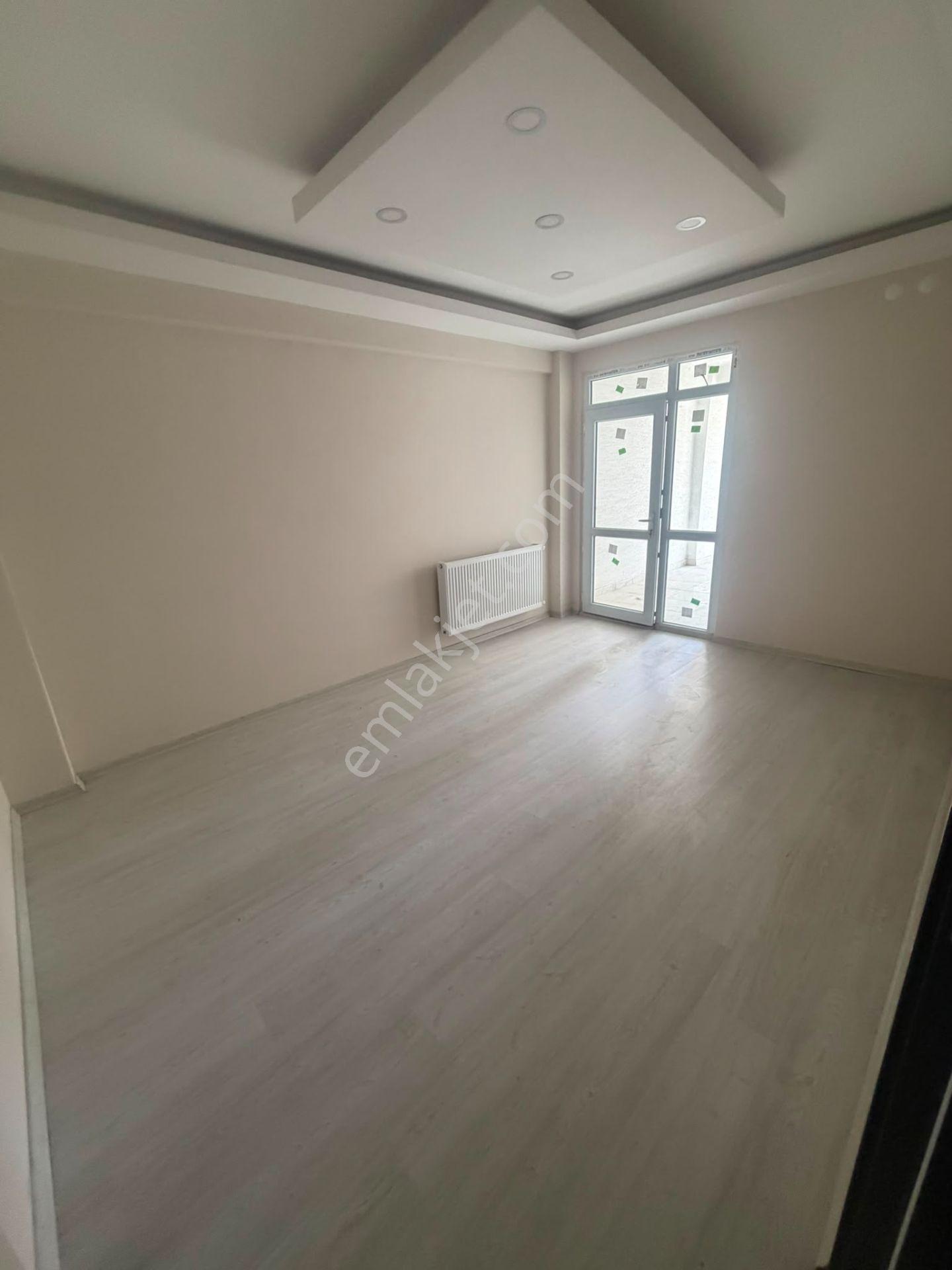 Kumlubel Mahallesinde 3+1 Geniş Asansörlü Satılık Daire - Görsel 24