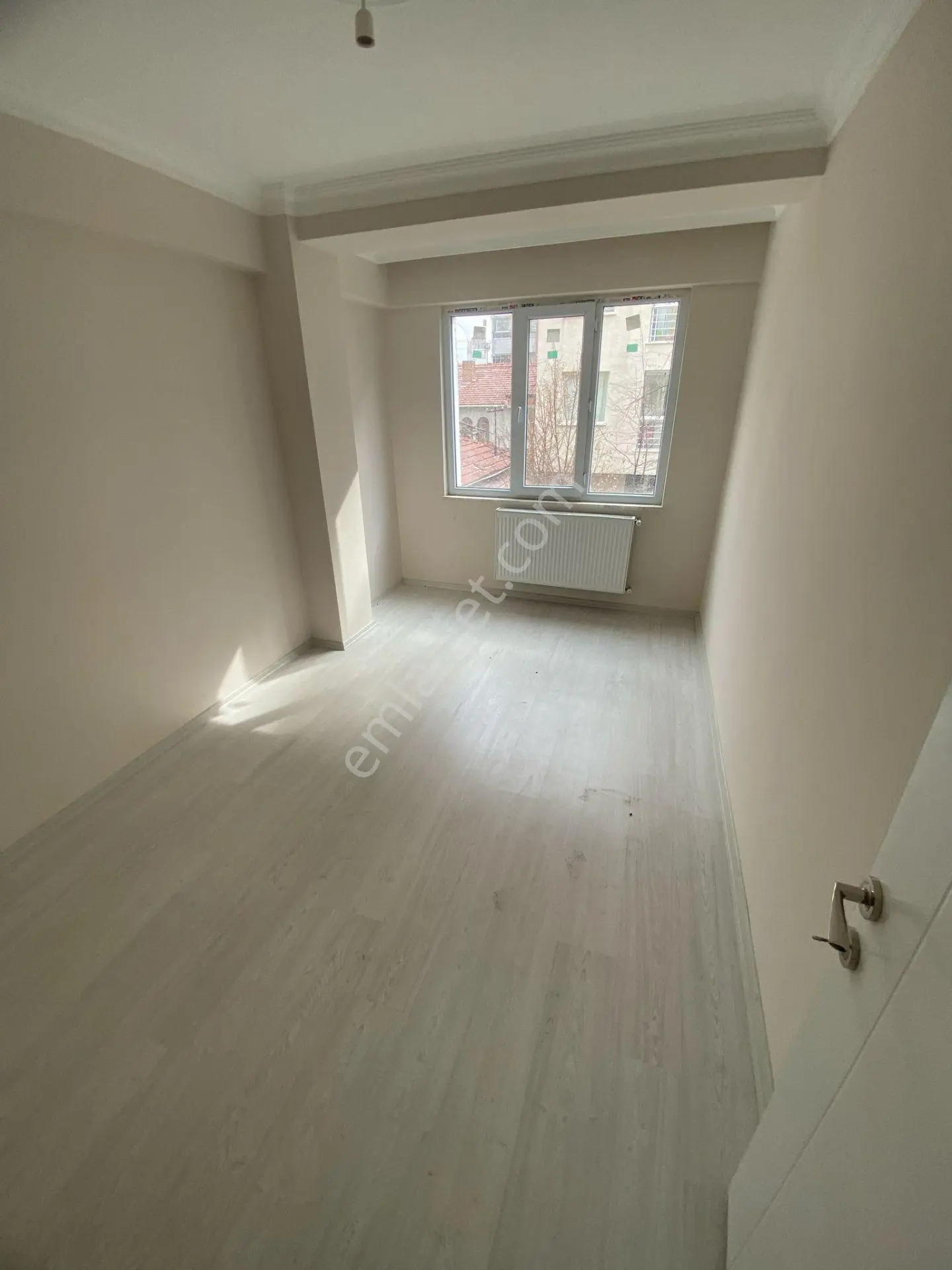 Kumlubel Mahallesinde 3+1 Geniş Asansörlü Satılık Daire - Görsel 3