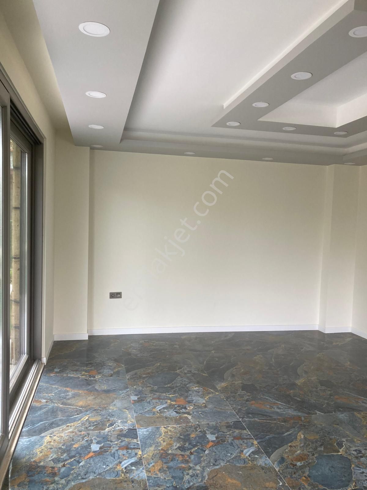 Küçükkuyu Sahil Mahallesinde Sıfır Müstakil Akıllı Villa - Görsel 12