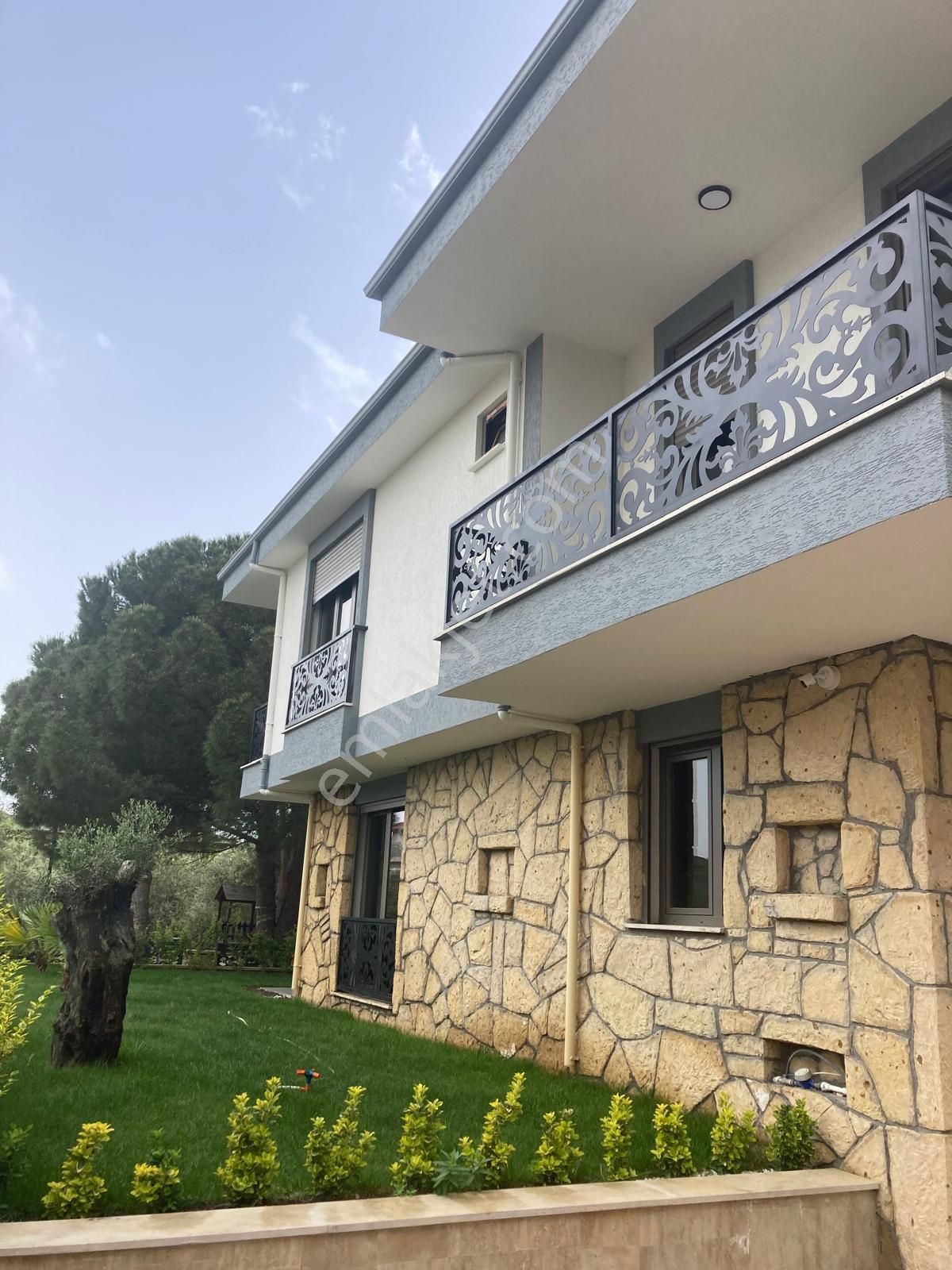 Küçükkuyu Sahil Mahallesinde Sıfır Müstakil Akıllı Villa - Görsel 2