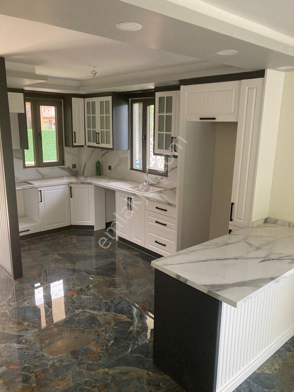 Küçükkuyu Sahil Mahallesinde Sıfır Müstakil Akıllı Villa - Görsel 9