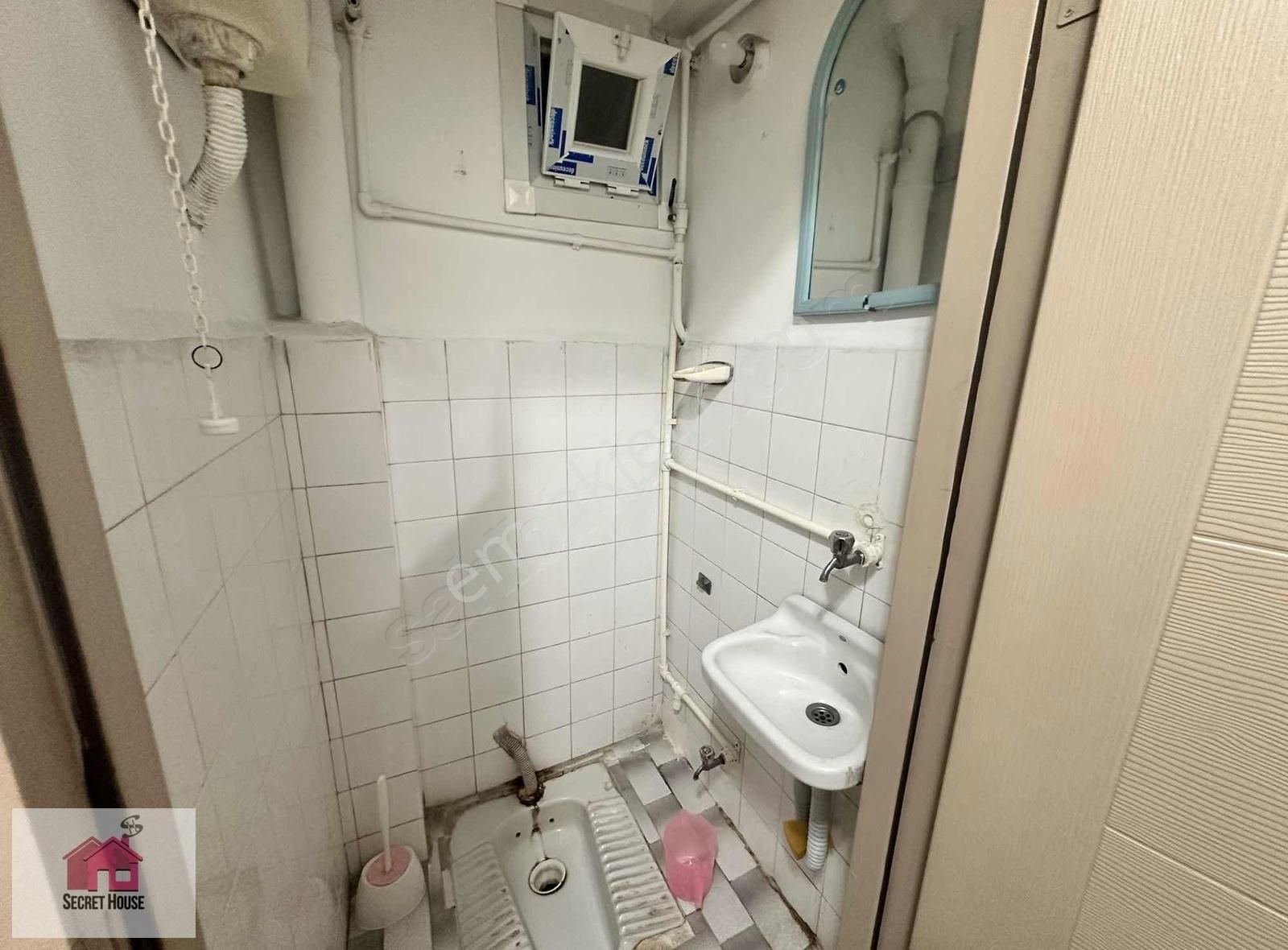 Bakırköy Cevizlik Kiralık Ofis Secret House'dan Boş Tabela Değeri Yüksek Ofis