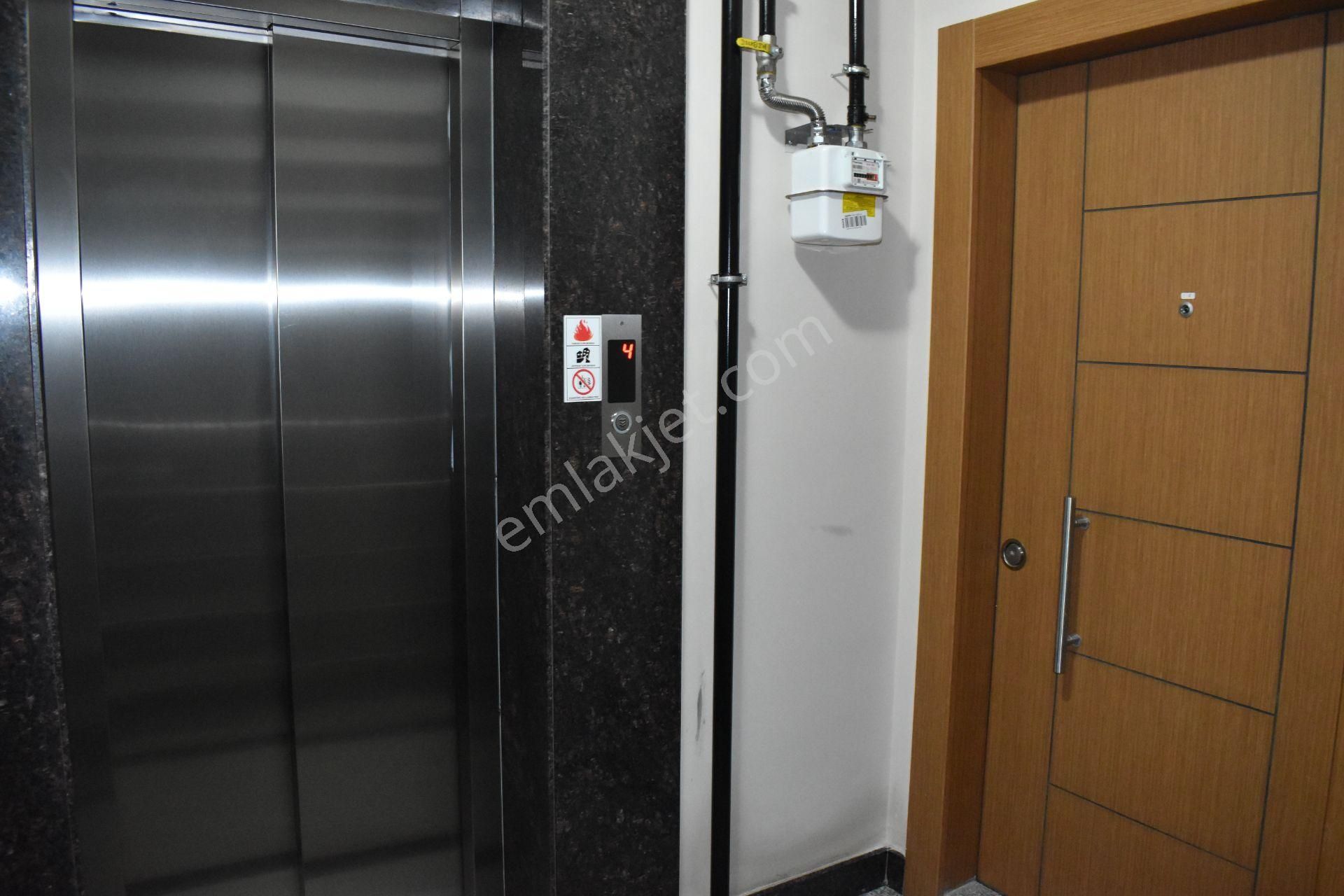 Büyükçekmece Dizdariye Mah De Manzaralı Lüx Sıfır 4+2 Dubleks - Görsel 34