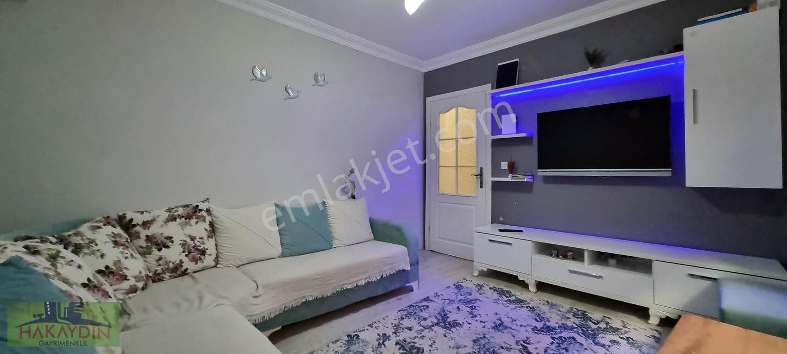 Sultangazi 75. Yıl Kiralık Daire Hakaydın Gayrimenkulden İçi Boş 80m2-2+1 Kiralık Bahçe Kat Daire