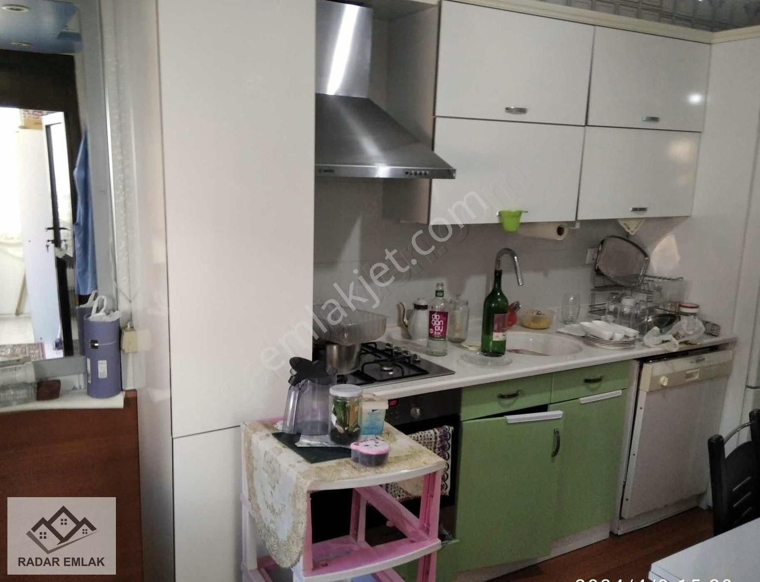 Balçova Fevzi Çakmak Satılık Daire Balçova Fevzi Çakmak Mahallesinde 3+1 155m2 Arakat Satılık Daire