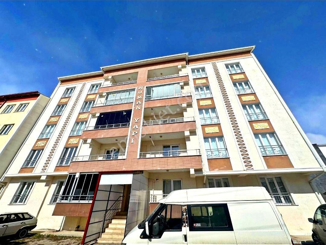 Sivas Merkez Fatih Satılık Daire Karahan Emlak'tan Satılık Daire✅fatihte.eşyalı*2.kat*130 M²*3+1