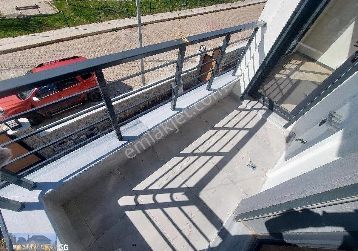 💥🏠 Aydın Didim Cumhuriyet Mahallesinde Satılık Ara Kat 2+1 Daire 💥🏠 - Görsel 3