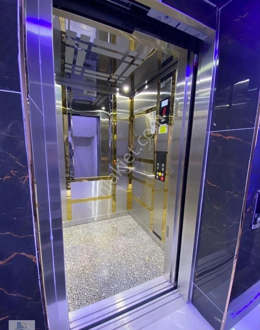 Altınkumda Denize 100 Metre Mesafede Havuzlu Asansörlü 3+1 Dubleks Daire - Görsel 12