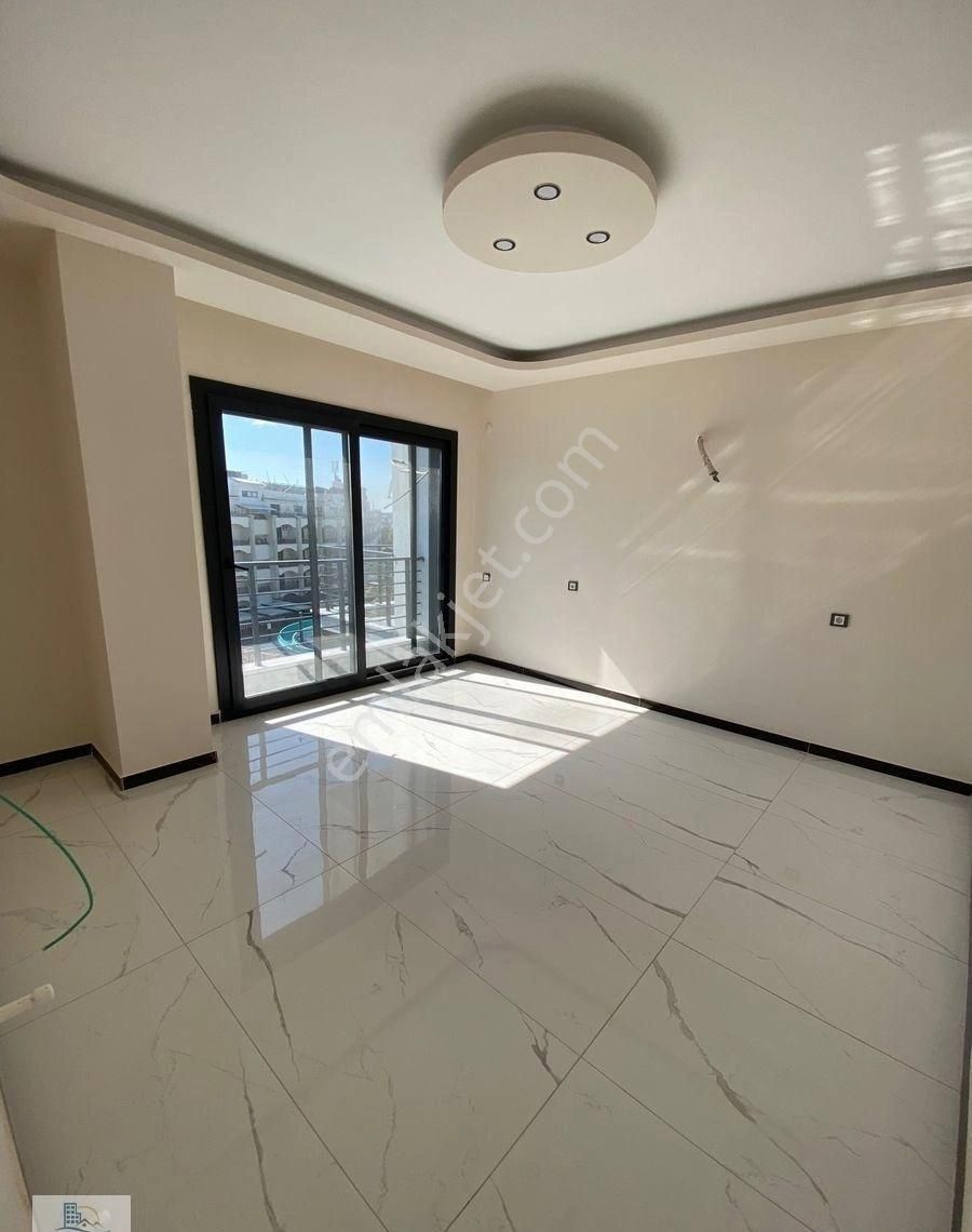 Altınkumda Denize 100 Metre Mesafede Havuzlu Asansörlü 3+1 Dubleks Daire - Görsel 20