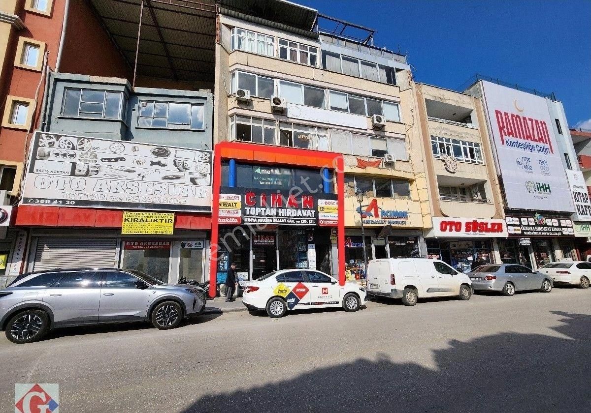 Seyhan Ulucamii Satılık Dükkan & Mağaza Görgün'den Kızılay Cad. Merkezi Konumda 3 Katlı 525m2 Dükkan