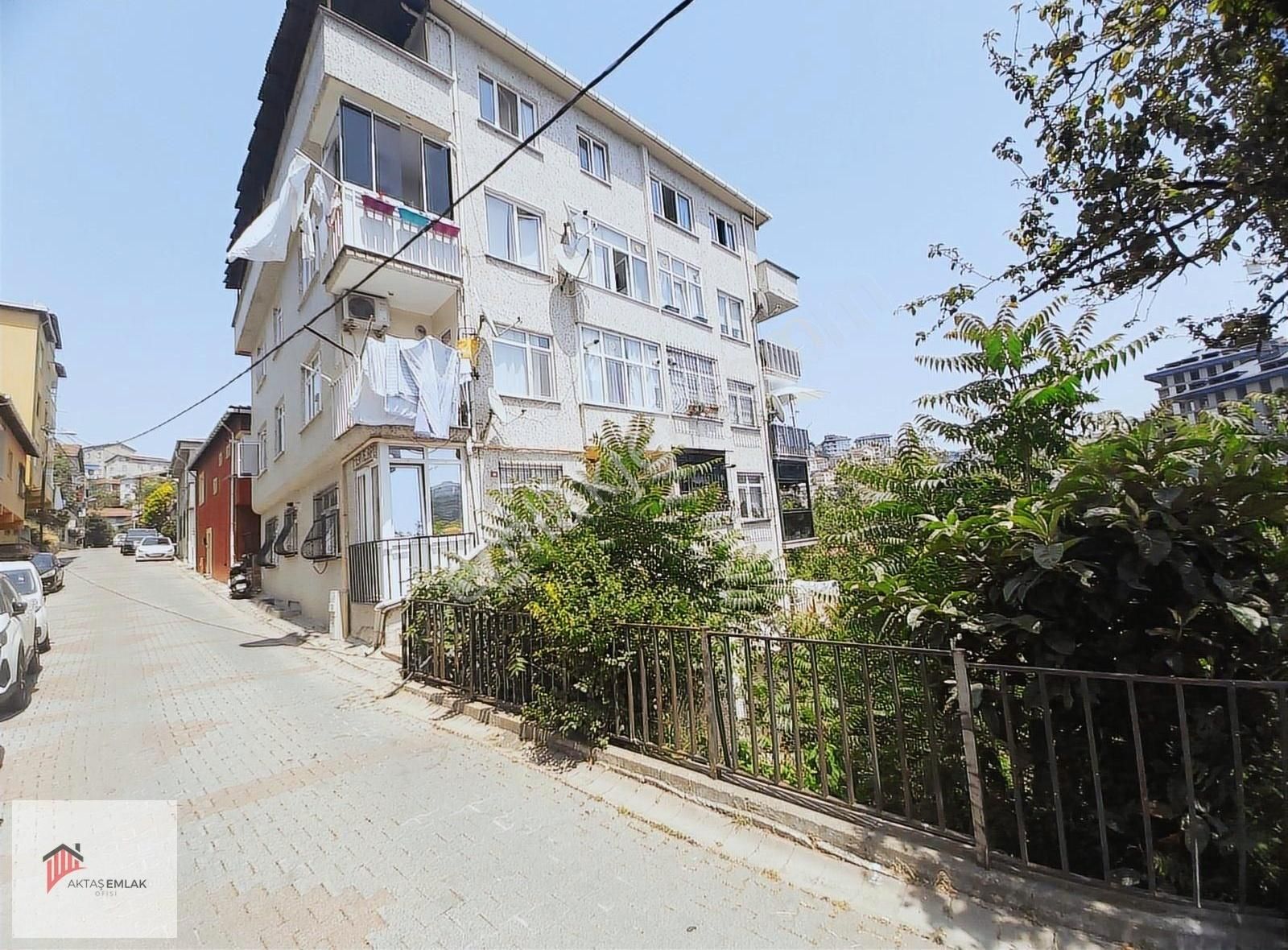 İstanbul Üsküdar Havalimanına Yakın Kiralık Daire Aktaş'tan Çengelköyde Kısmi Eşyalı,teraslı Manzaralı Daire