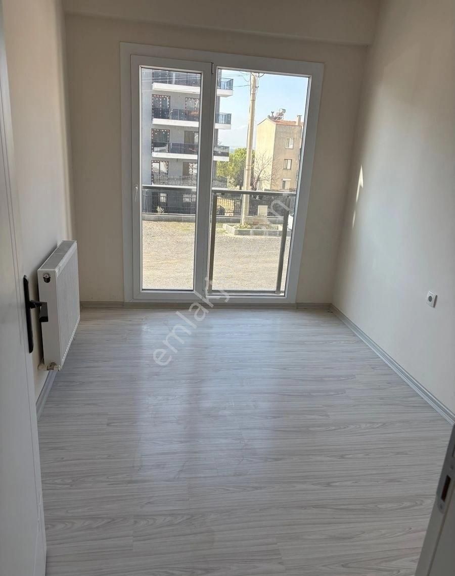 Menemen Atatürk Mh Site İçi Ebeveyn Banyolu 3+1 Arakat Sıfır Daire - Görsel 7
