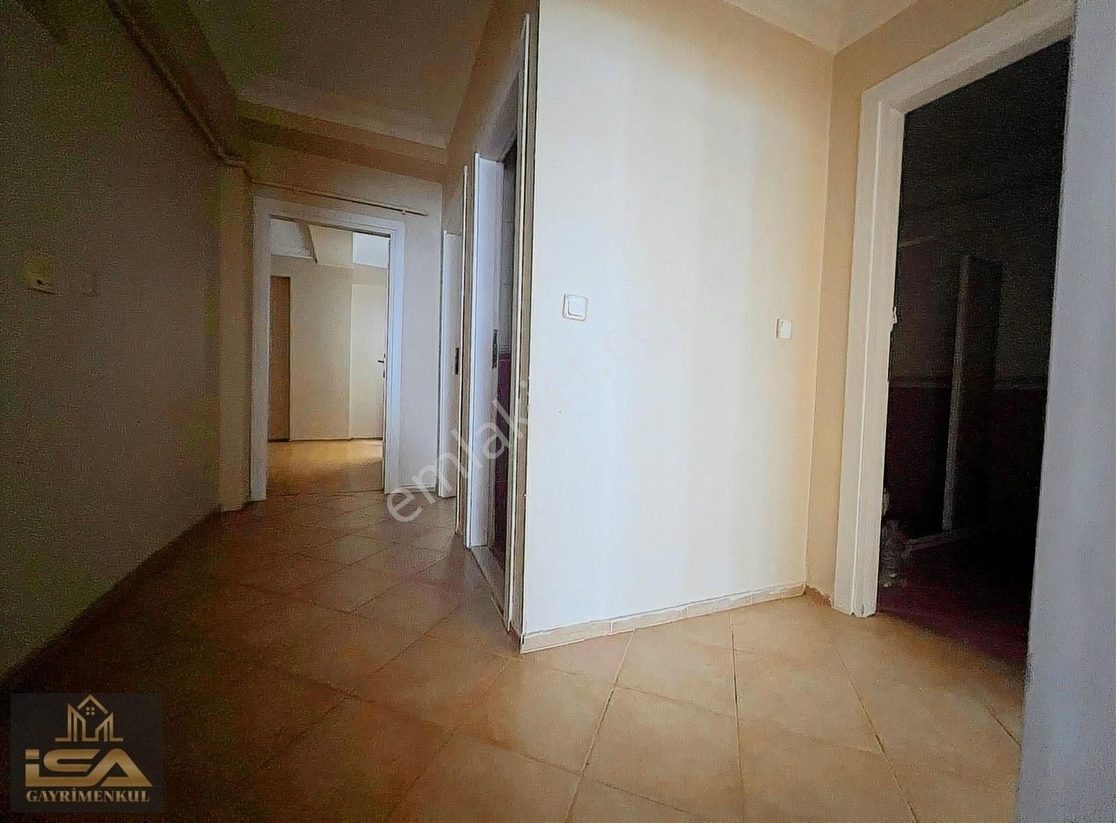 Bahçelievler Hürriyet Satılık Daire İsa Gayrimenkulden Satılık 90 M2 Kullanışlı Daire 2+1