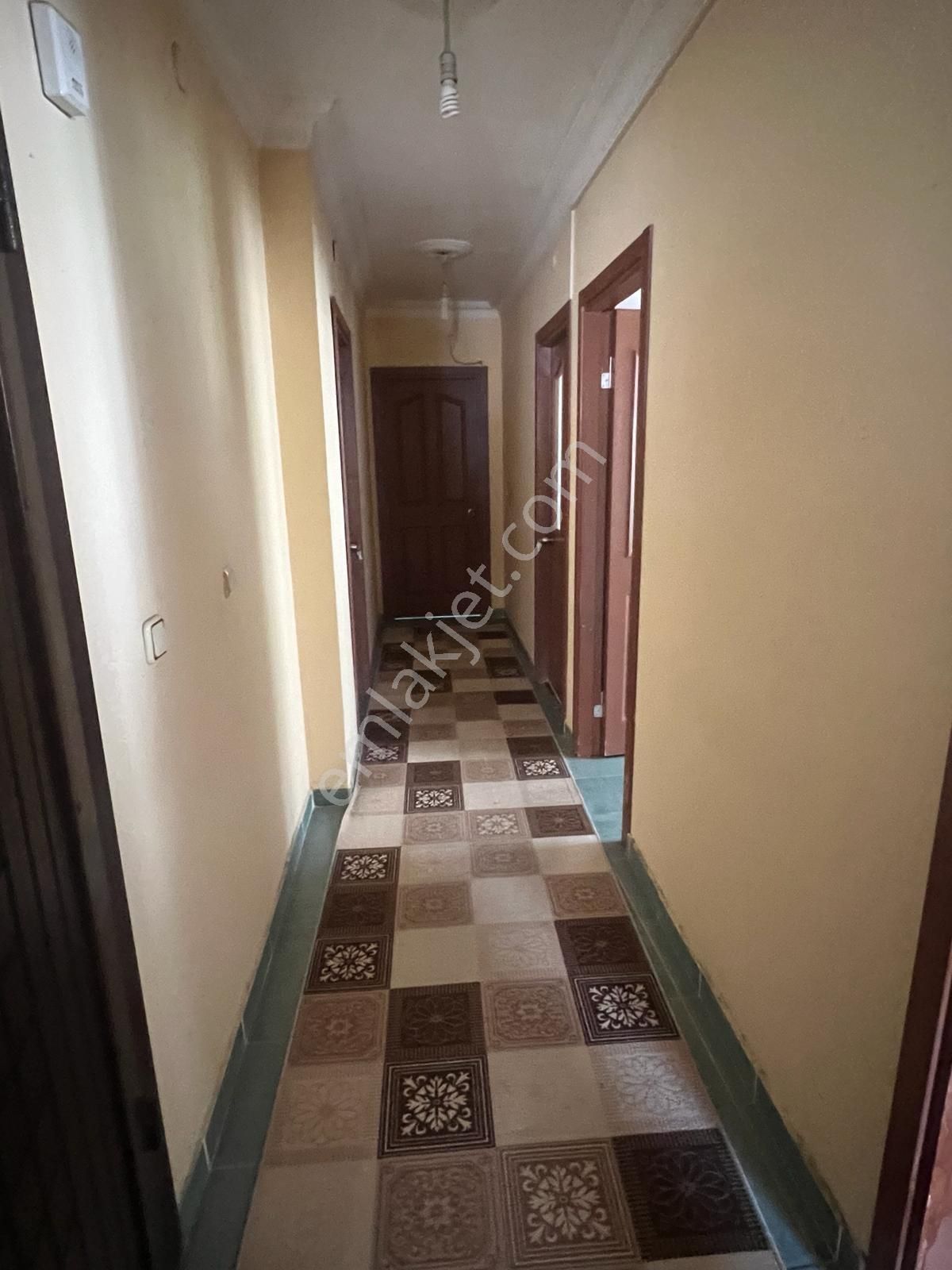 İstanbul Sancaktepe Yunusemre Mah Satılık 3+1 Ara Kat Daire 130 M2 - Görsel 9