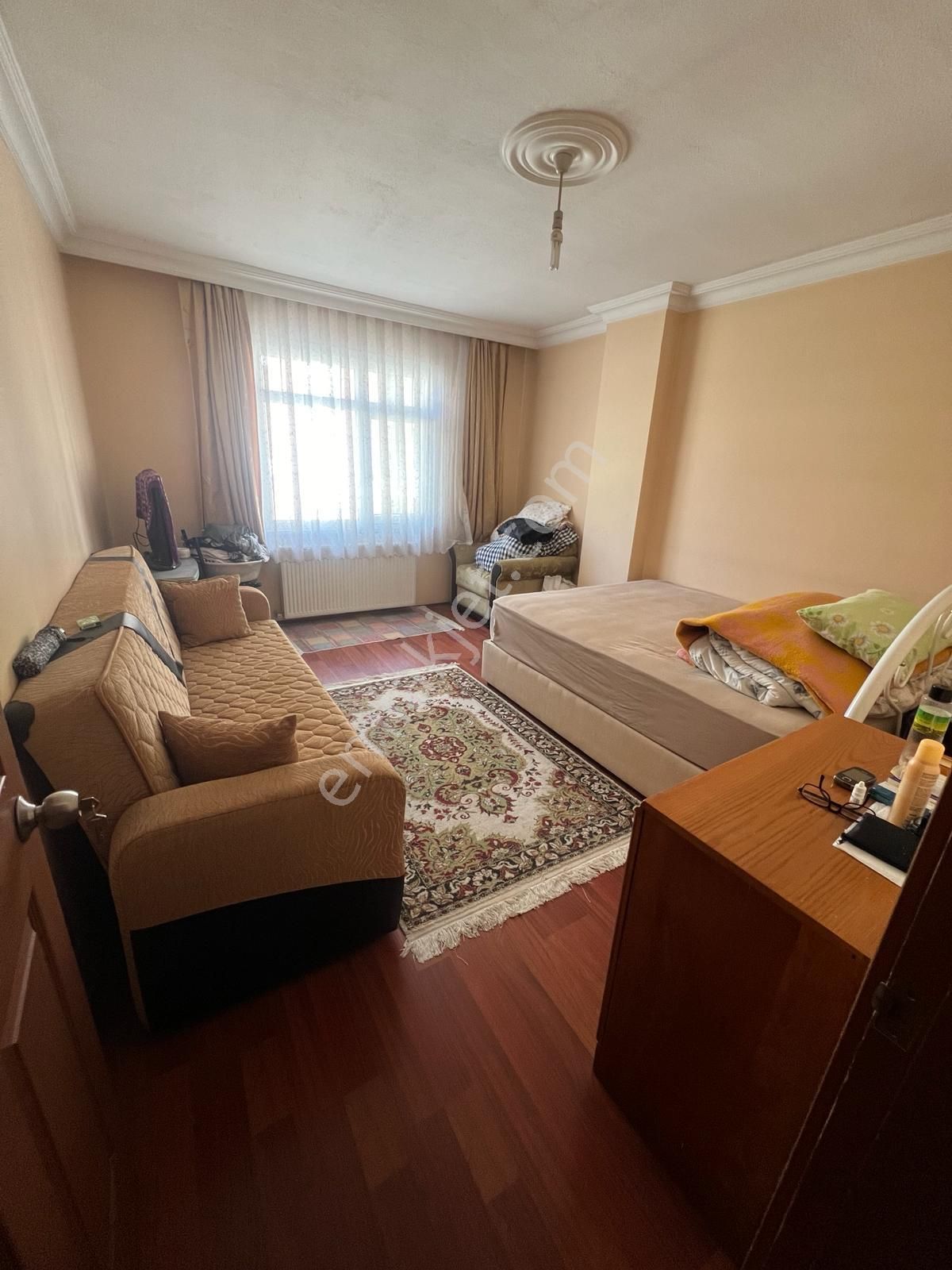 İstanbul Sancaktepe Yunusemre Mah Satılık 3+1 Ara Kat Daire 130 M2 - Görsel 3