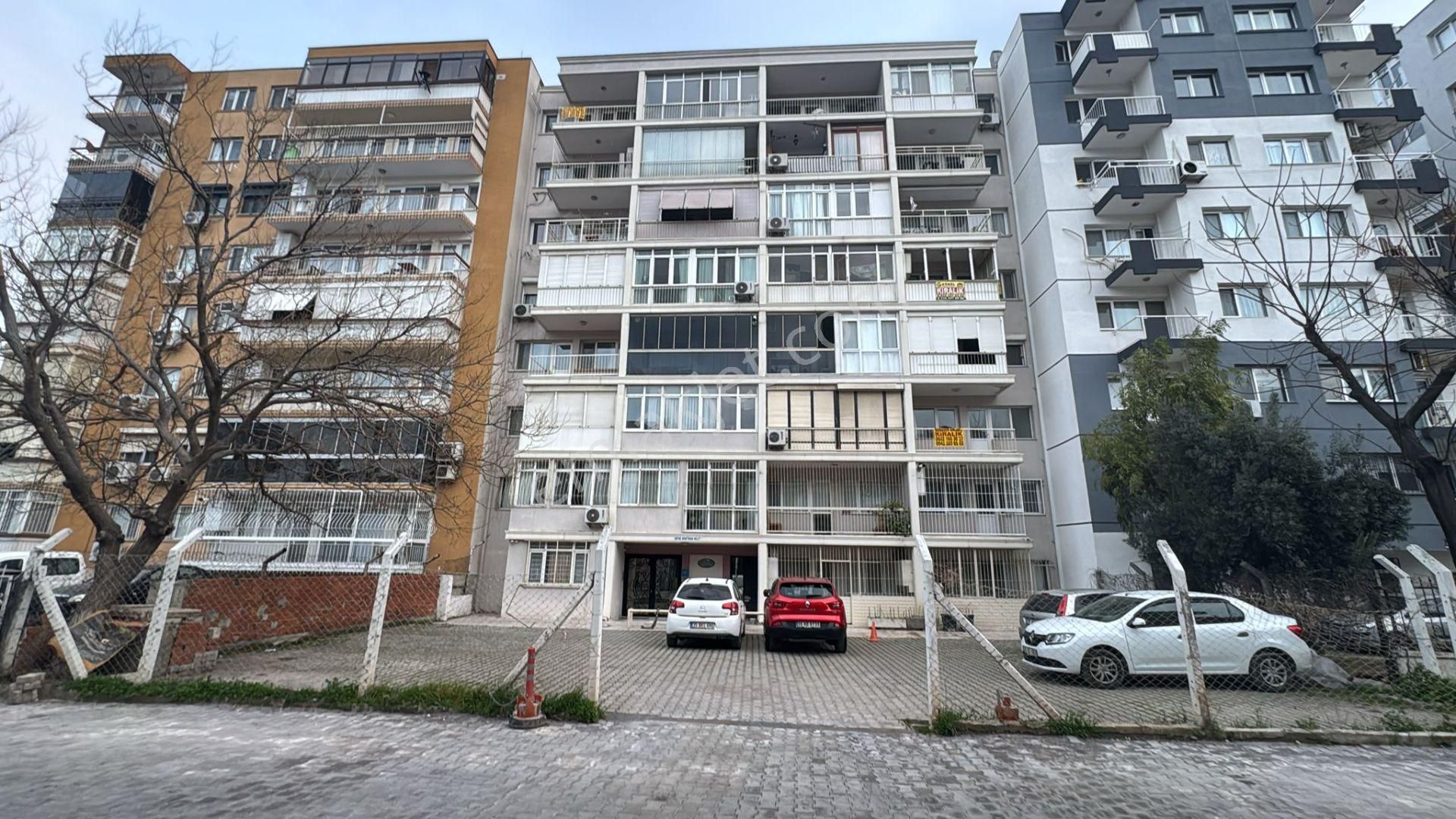 Satılık Ege Ünv Yakını Site İçi 3+1 Asansörlü Yatırımlık Daire