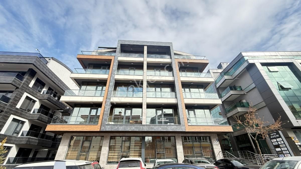 Çankaya Mustafa Kemal Satılık Ofis Mustafa Kemal Aven Plaza 165 M² 4,5 Bölüm Satılık Ofis Büro