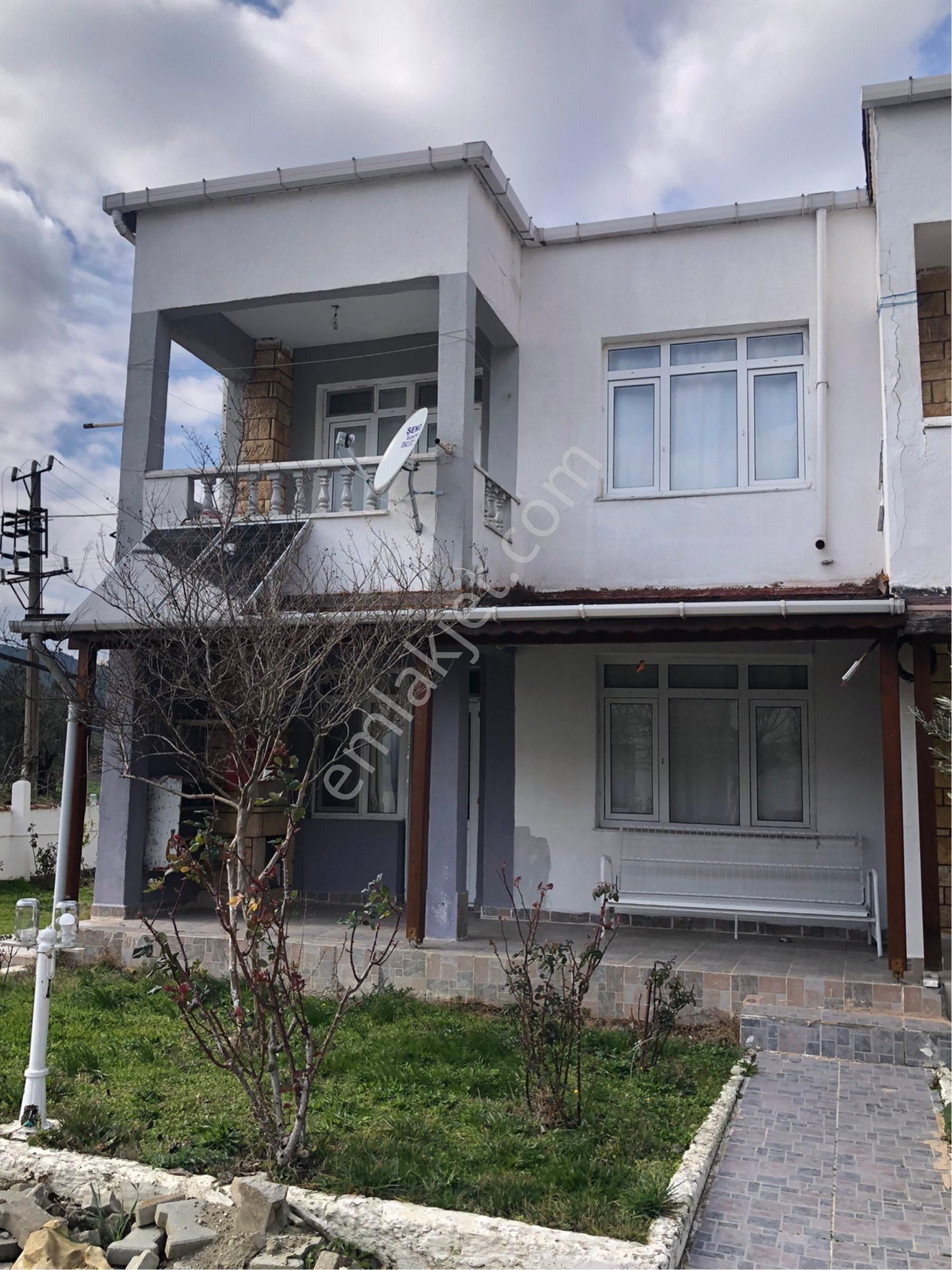 Gelibolu Ilgardere Köyü (Ilgardere Mucavir) Satılık Yazlık Gelibolu Ilgardere Batuhan Sitesinde Fırsat Villa , Yazlık