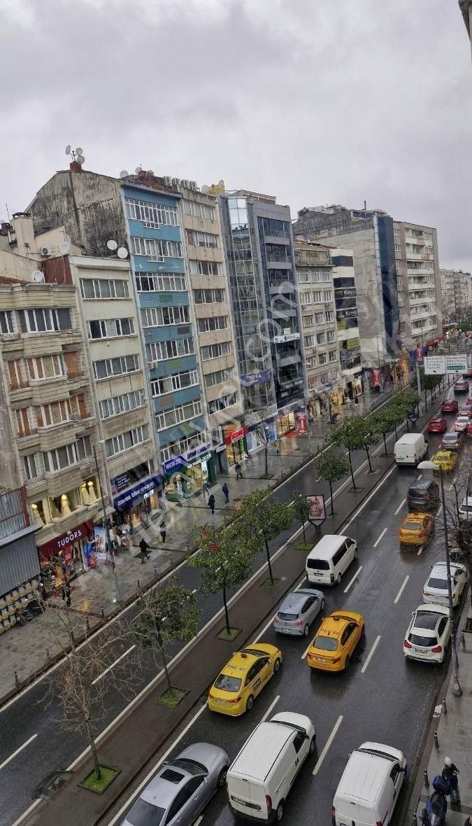 Şişli Merkez Devren Kafe & Bar Merkezi Lokasyonda Devren Bistro Cafe Alkol Ruhsatlı