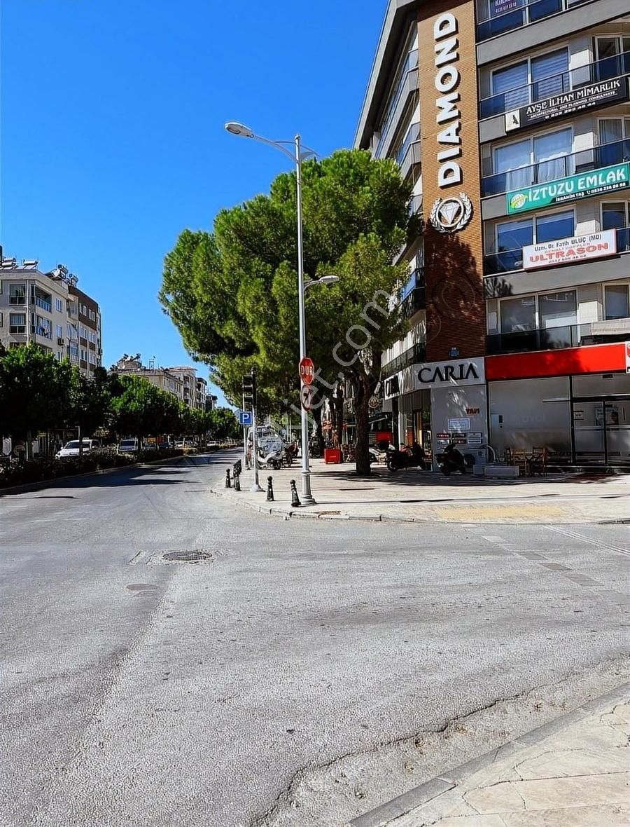 Muğla Ortaca Atatürk Bulvarında 275 M2 +275 M2 (bodrum) Dükkan - Görsel 4