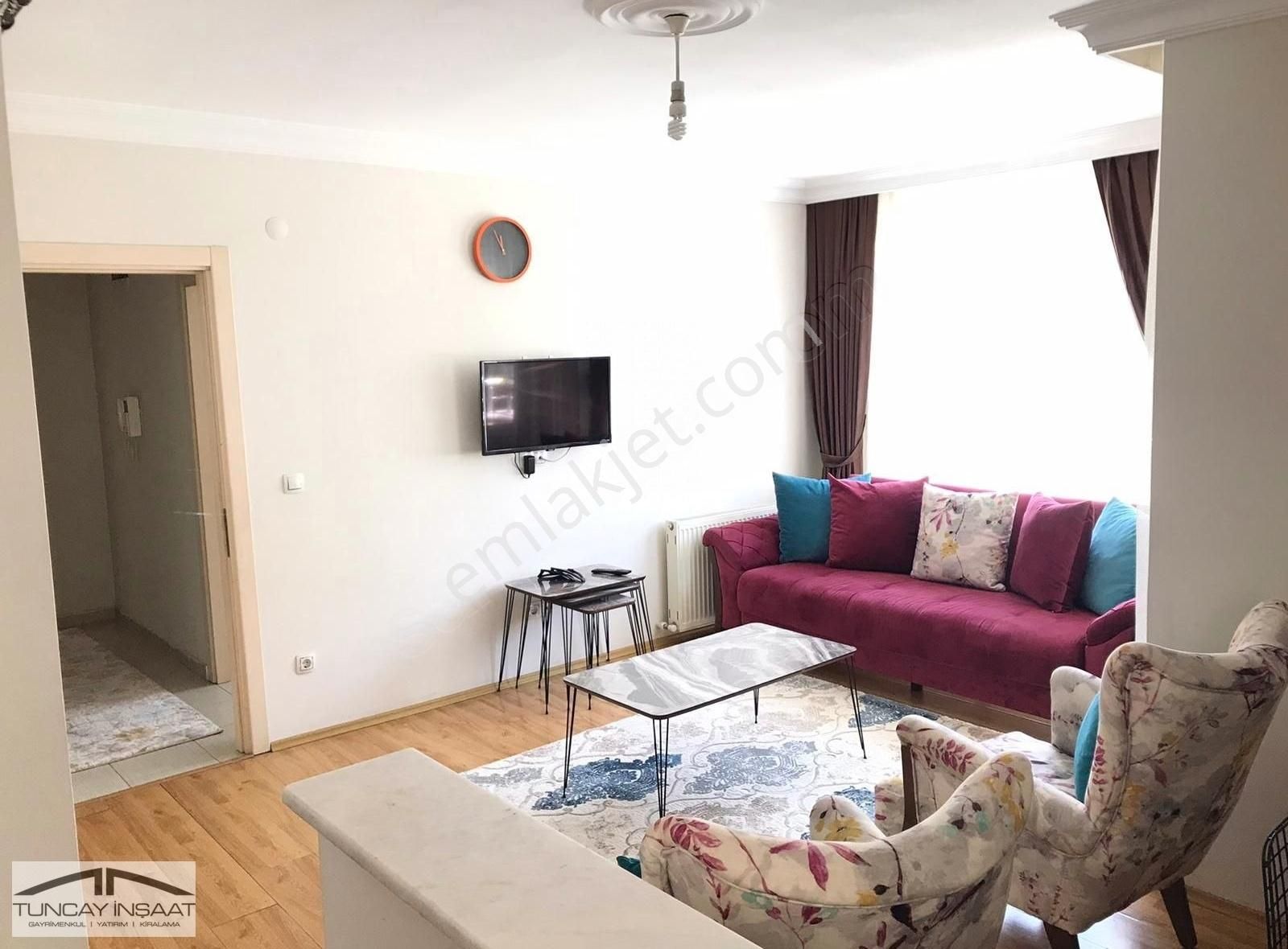 Kağıthane Telsizler Kiralık Daire Tuncay'dan Kağıthane'de Cadde Üzerinde 2+1 Eşyalı Daire