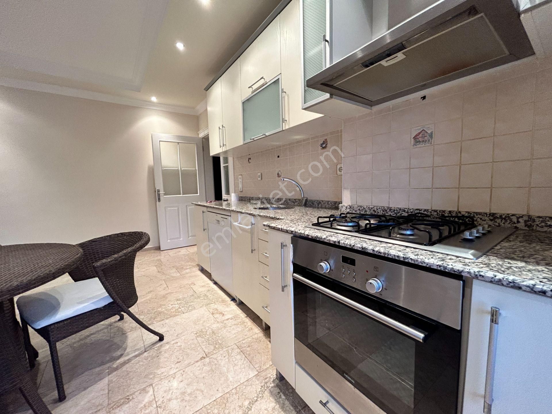 Alanya Cikcilli'de Kiralık 2+1 Site İçi Mobilyalı Manzaralı Daire - Görsel 3