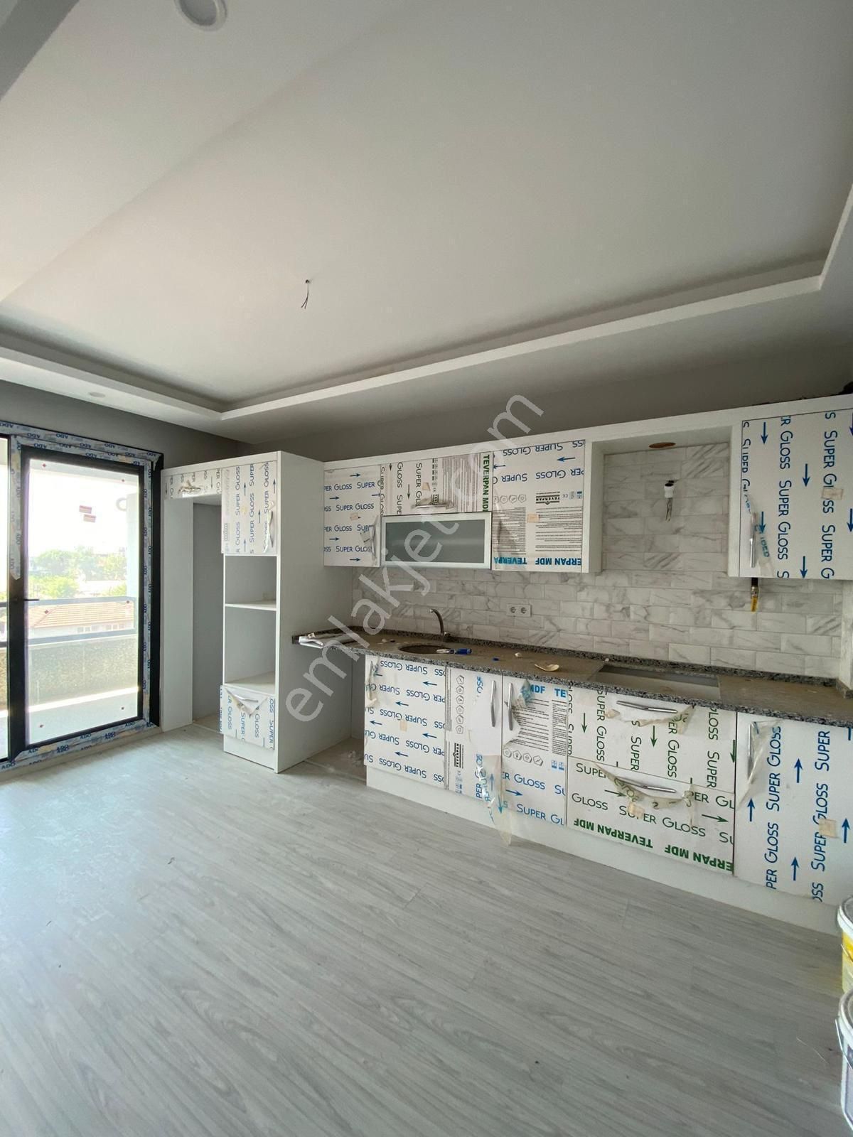 Reşatbey Mah 300 M2 6+1 Satılık Dubleks (emin'den) - Görsel 4