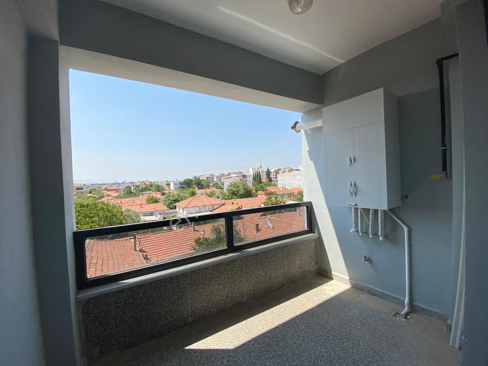 Reşatbey Mah 300 M2 6+1 Satılık Dubleks (emin'den) - Görsel 6