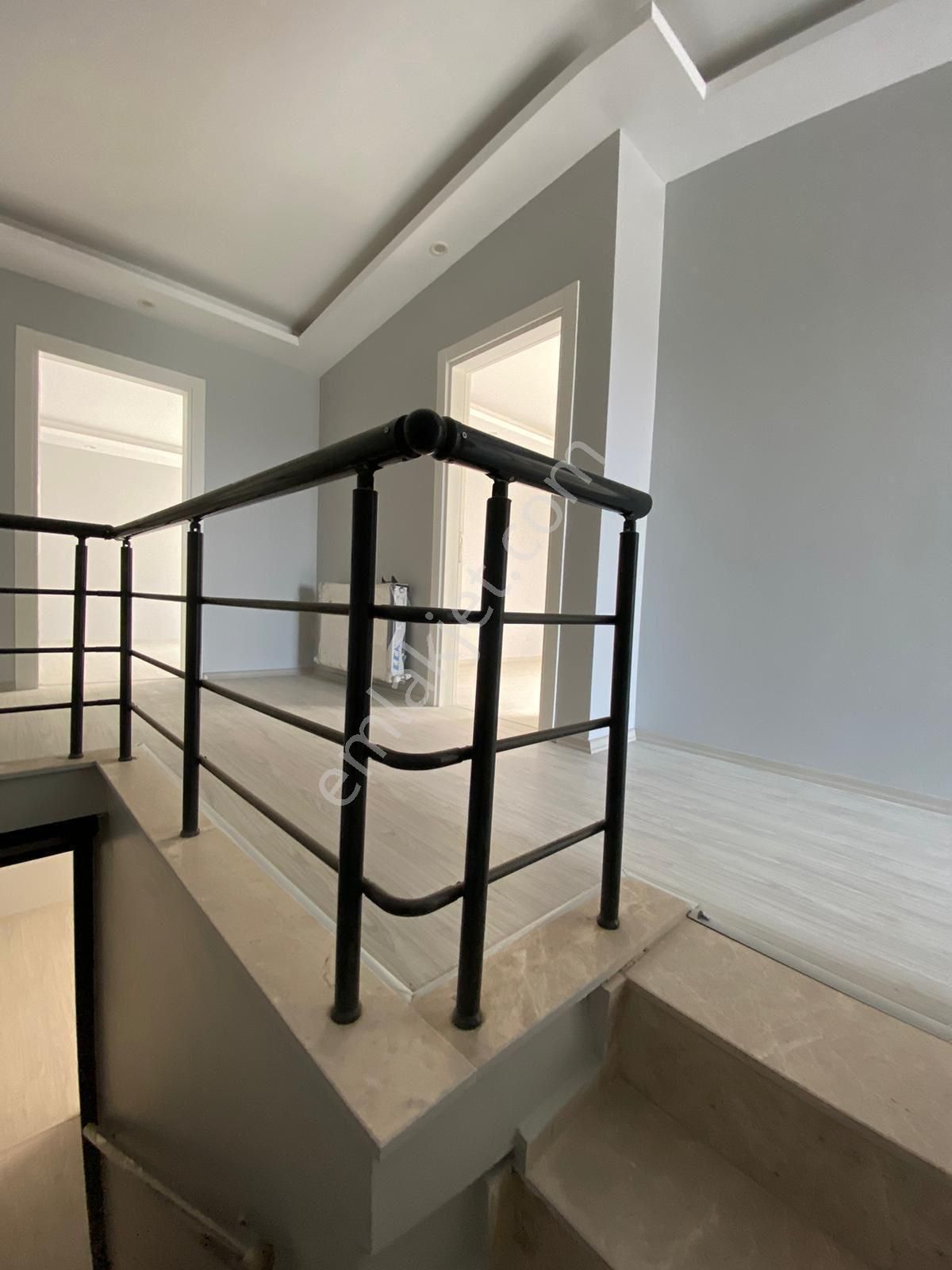 Reşatbey Mah 300 M2 6+1 Satılık Dubleks (emin'den) - Görsel 5