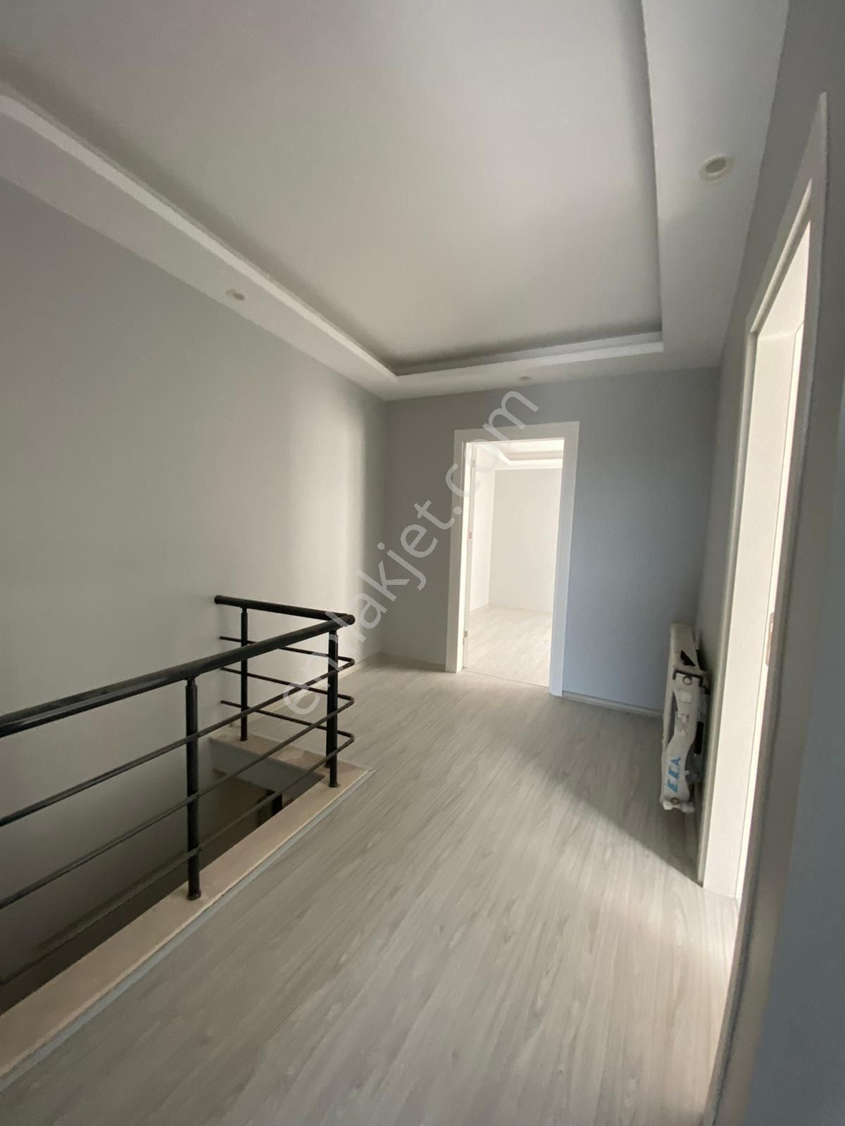 Reşatbey Mah 300 M2 6+1 Satılık Dubleks (emin'den) - Görsel 17