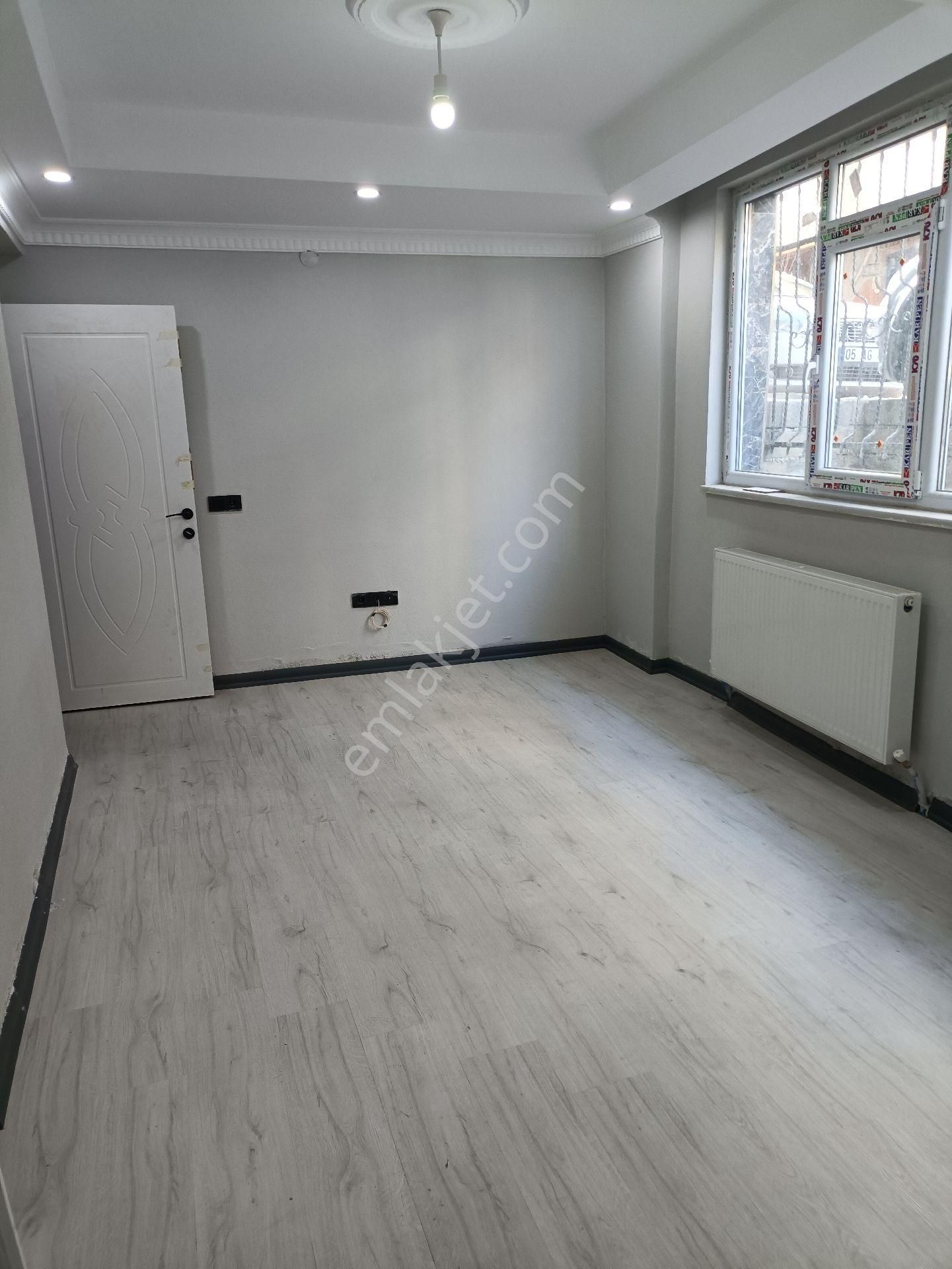 S Batı' Dan Örnek Mahallesinde Satılık Yeni (sıfır) Binada 2+1 Bahçe Katı Daire..