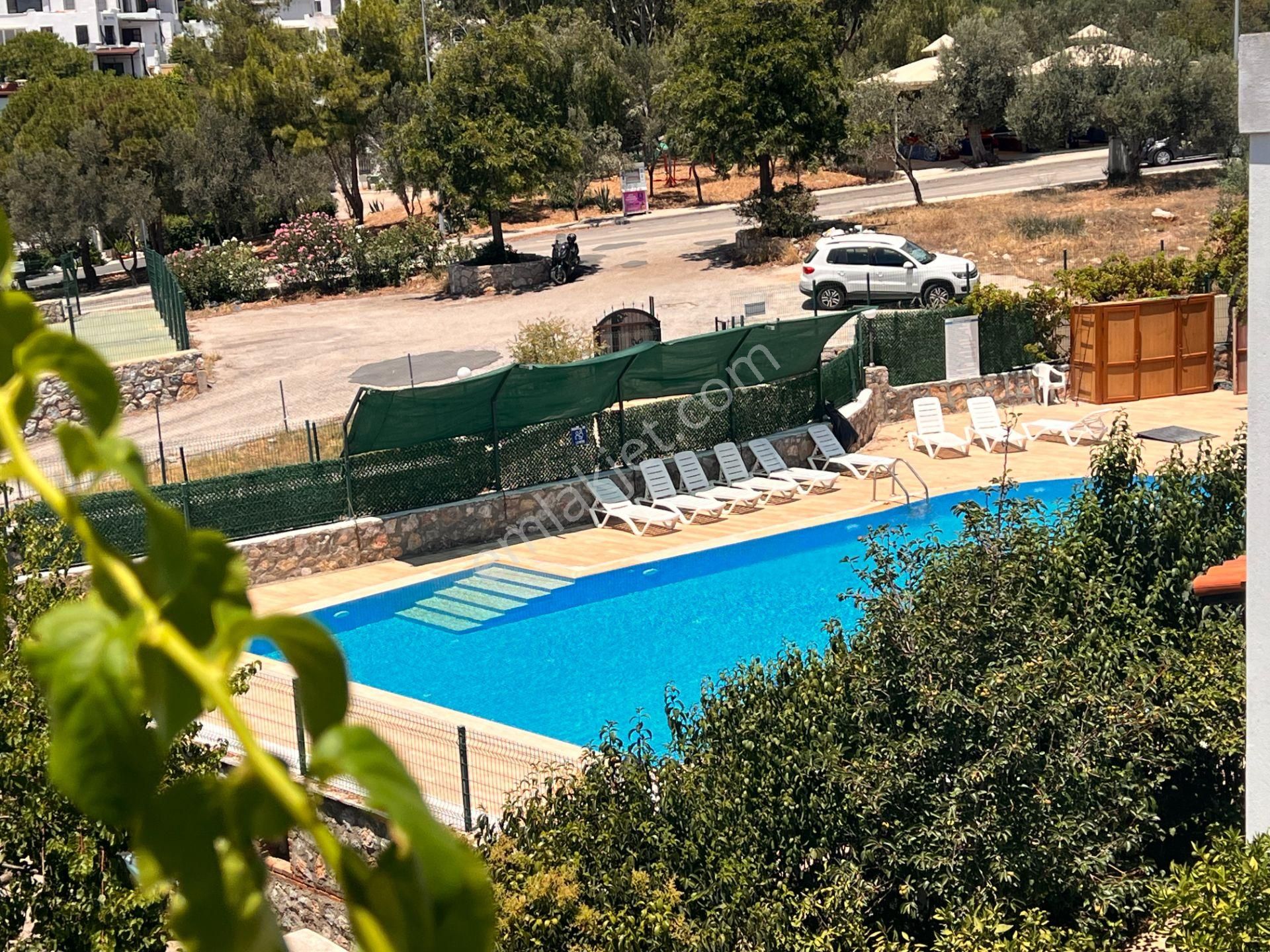 Bodrum Yeniköy Satılık Daire Bodrum Merkez Oasis Karşısı 2+1 Havuzlu Site